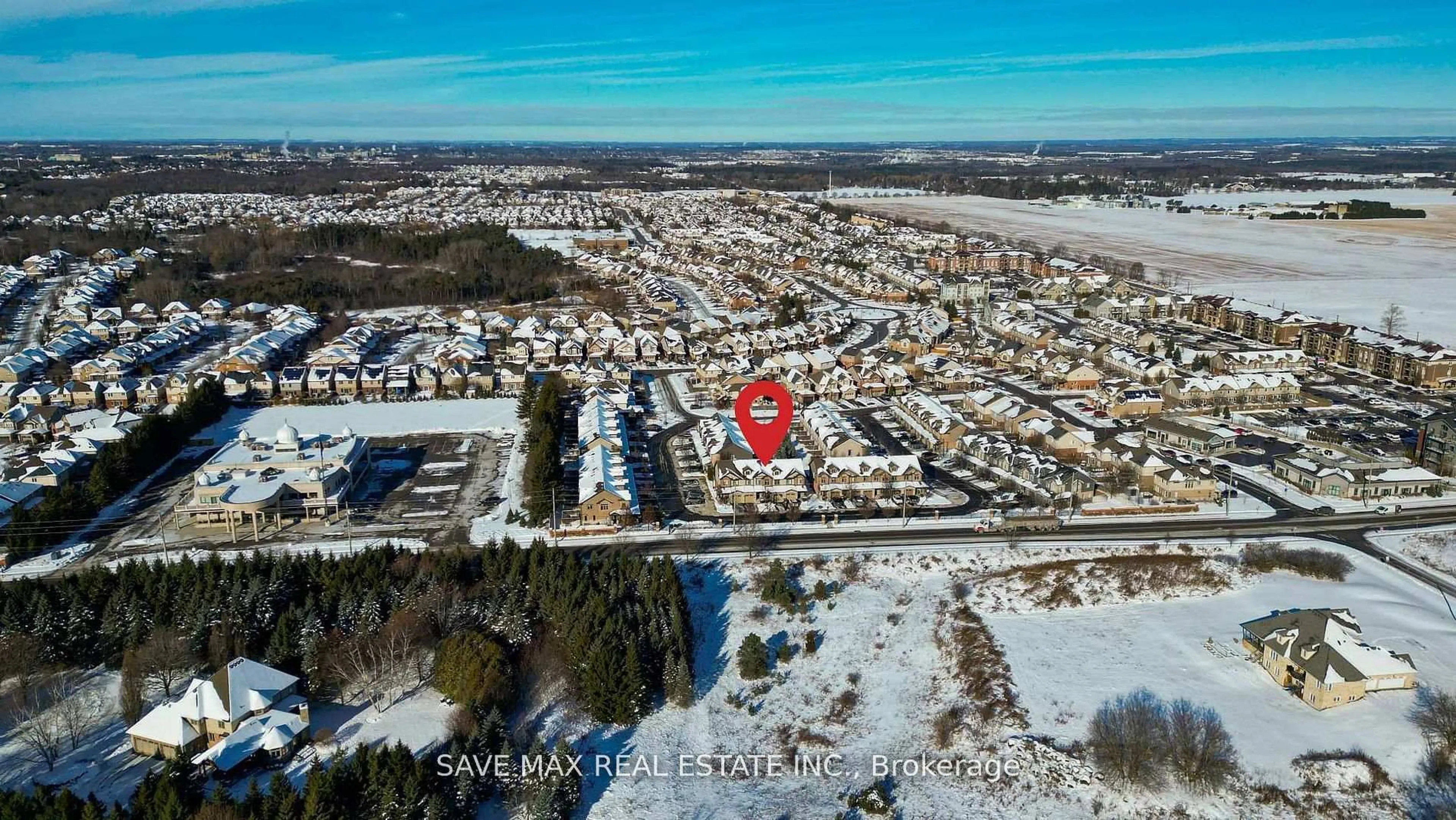 A pic from outside/outdoor area/front of a property/back of a property/a pic from drone, street for 34 Arlington Cres #34, Guelph Ontario N1L 0K9