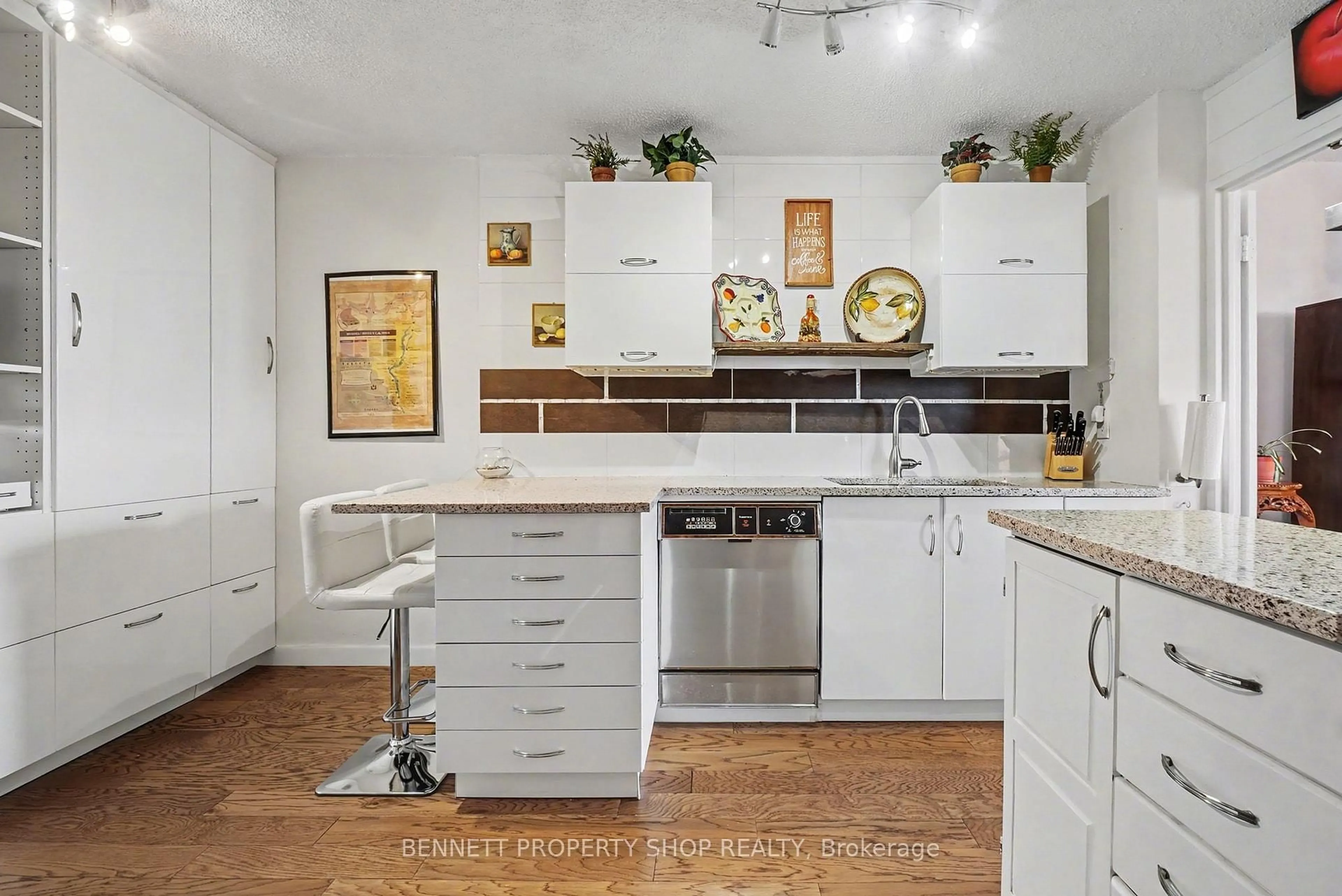 Open concept kitchen, ceramic/tile floor for 505 St Laurent Blvd #1402, Ottawa Ontario K1K 3X4