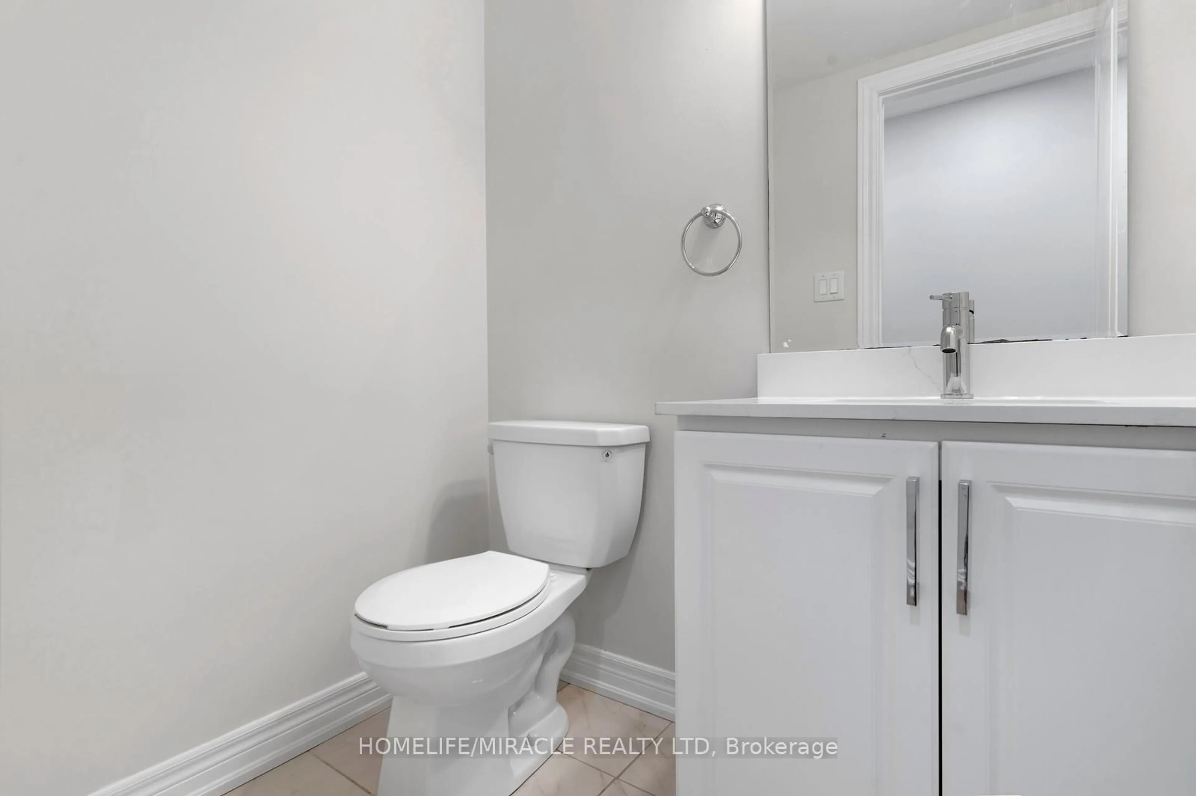 A pic of a room for 570 Linden Dr, Cambridge Ontario N3H 0C9