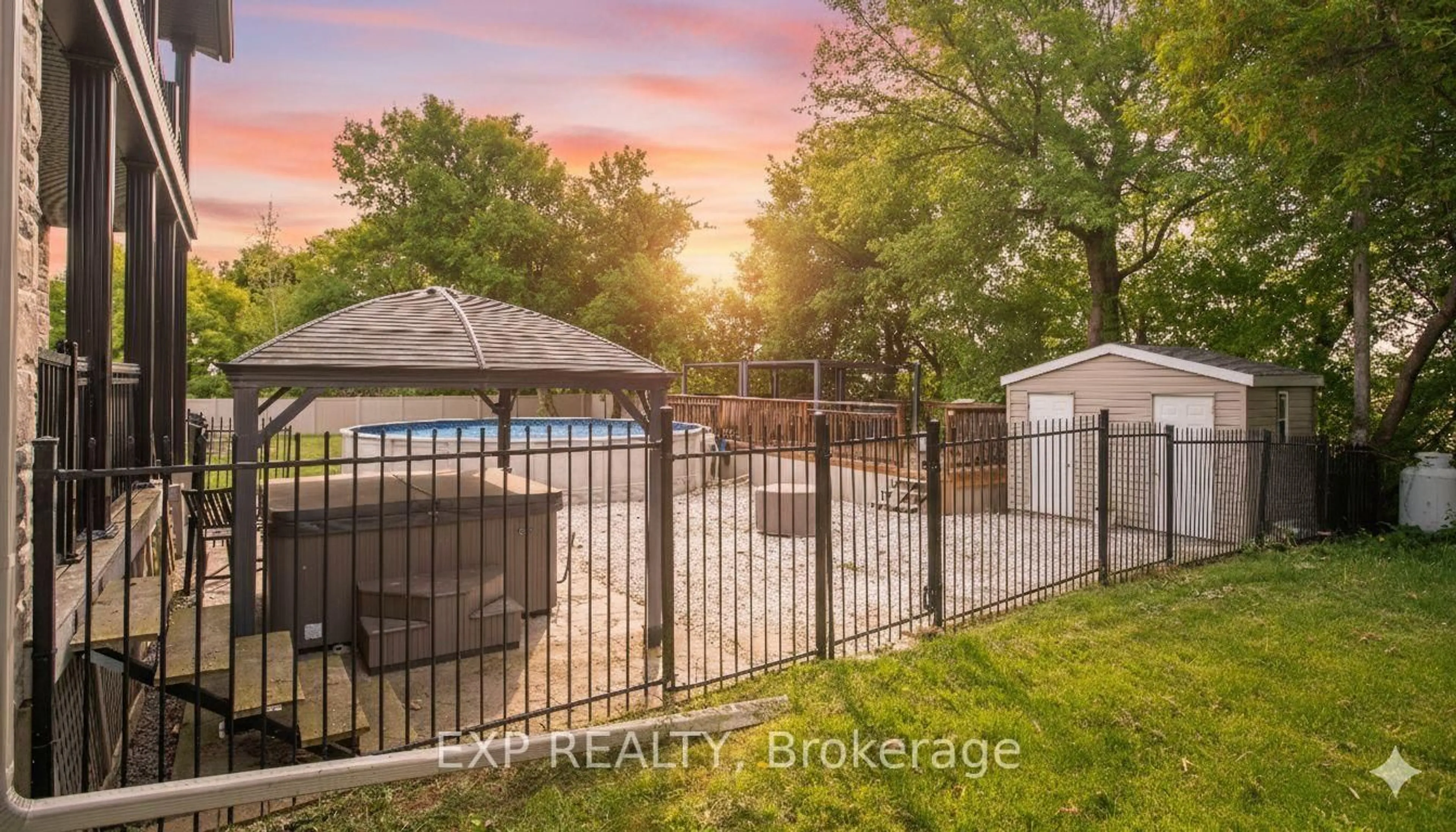 A pic from outside/outdoor area/front of a property/back of a property/a pic from drone, water/lake/river/ocean view for 2754 Eagleson Rd, Ottawa Ontario K2S 1B8