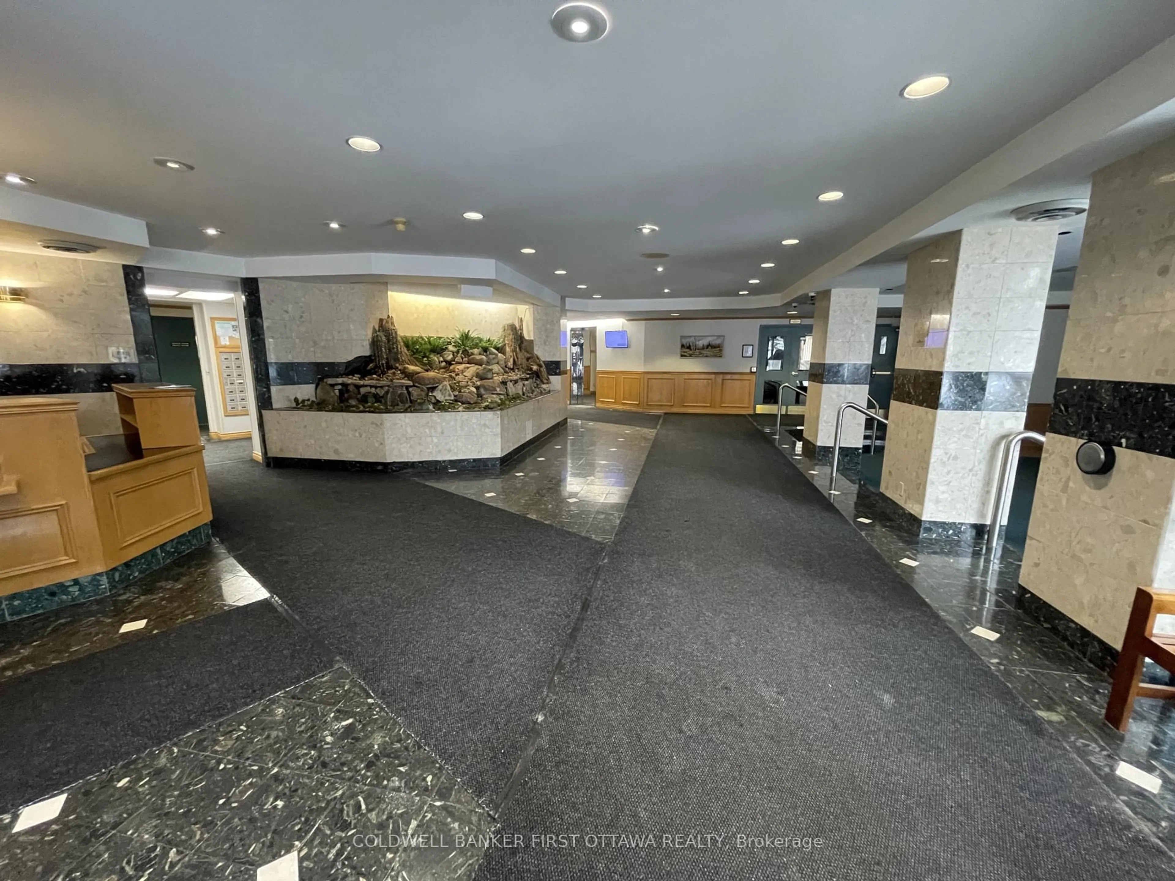 Lobby for 1025 Grenon Ave #901, Ottawa Ontario K2B 8S5