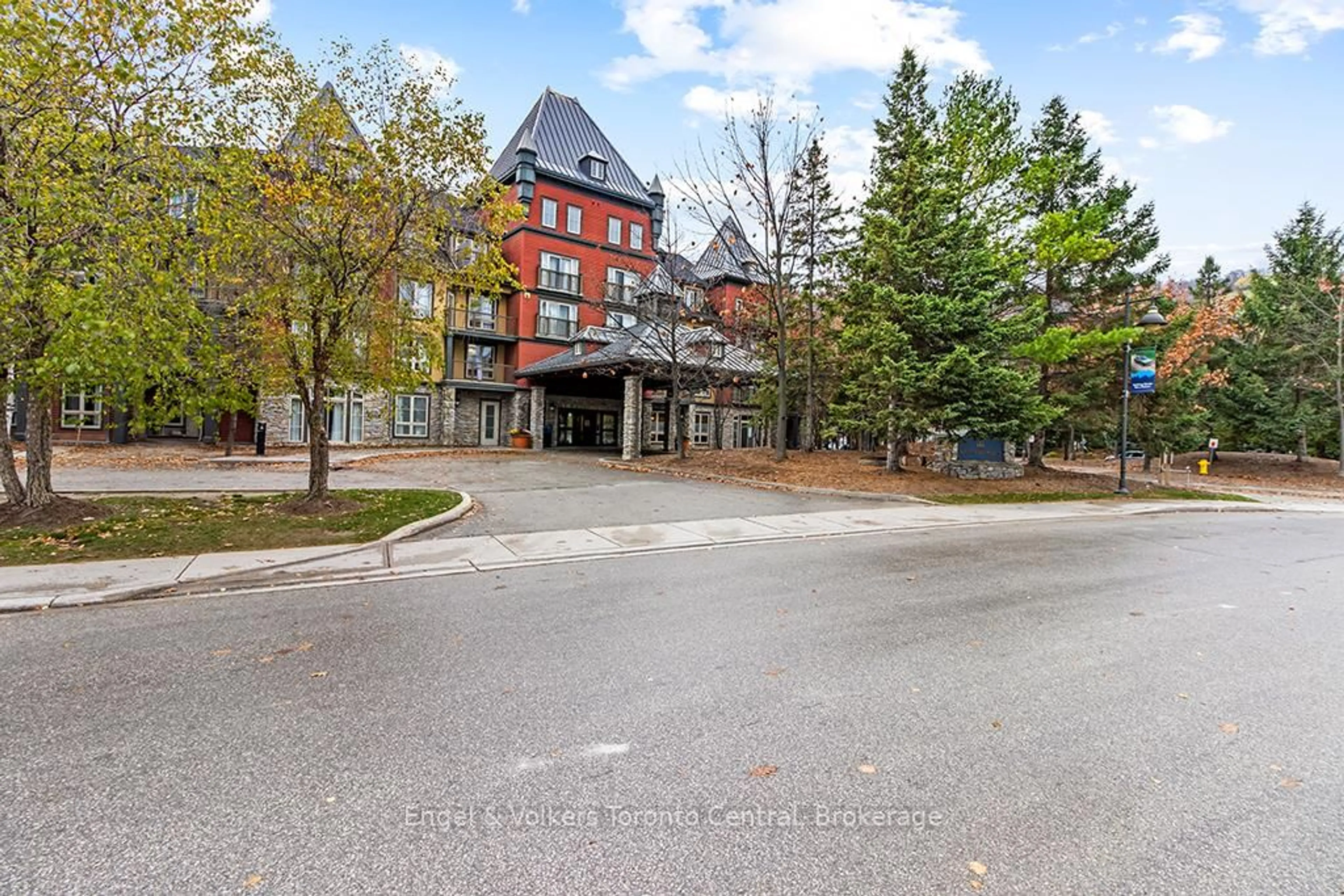 Patio, street for 156 Jozo Weider Blvd #241, Blue Mountains Ontario L9Y 0V2