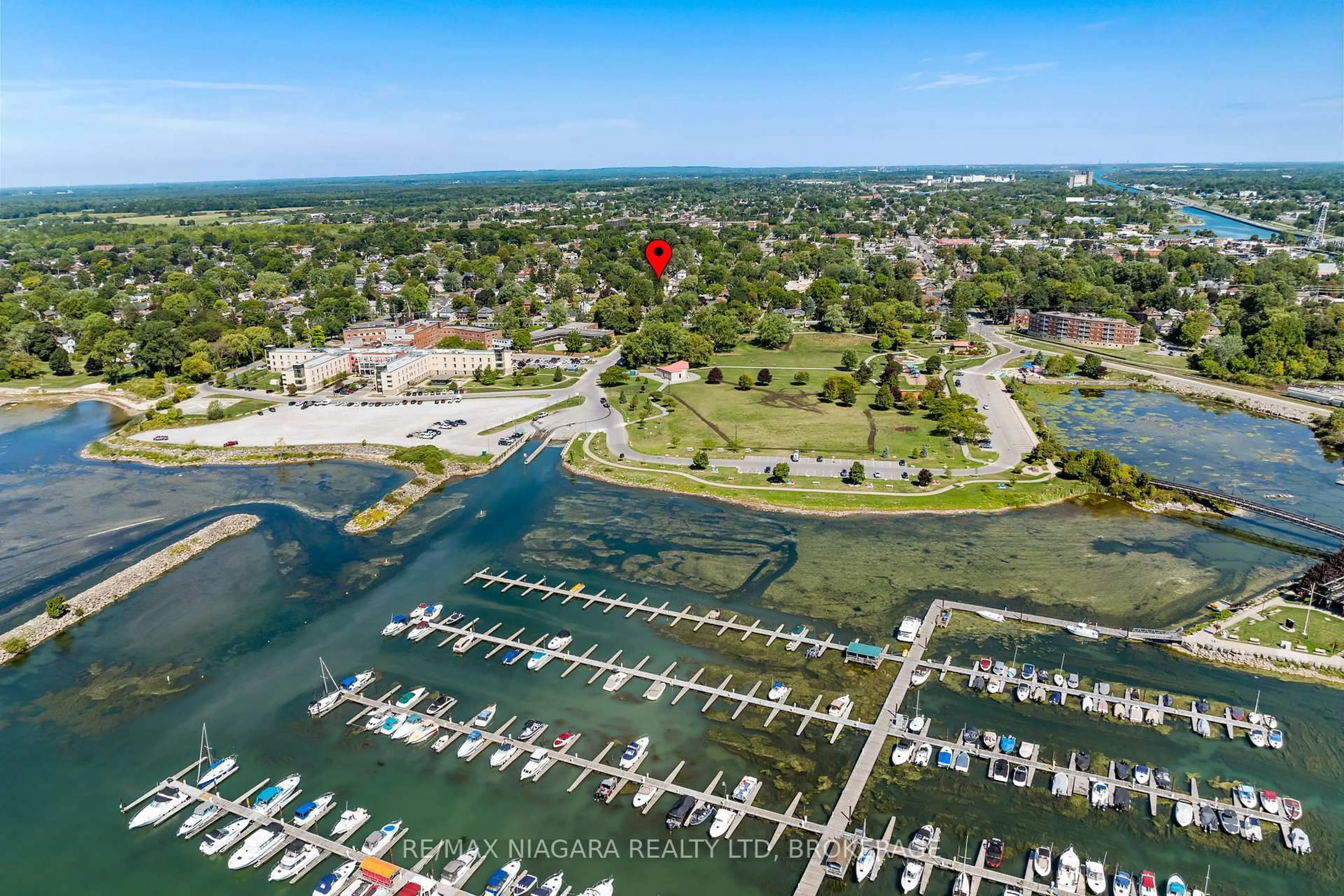 A pic from outside/outdoor area/front of a property/back of a property/a pic from drone, water/lake/river/ocean view for 28 FIELDEN Ave, Port Colborne Ontario L3K 4S9