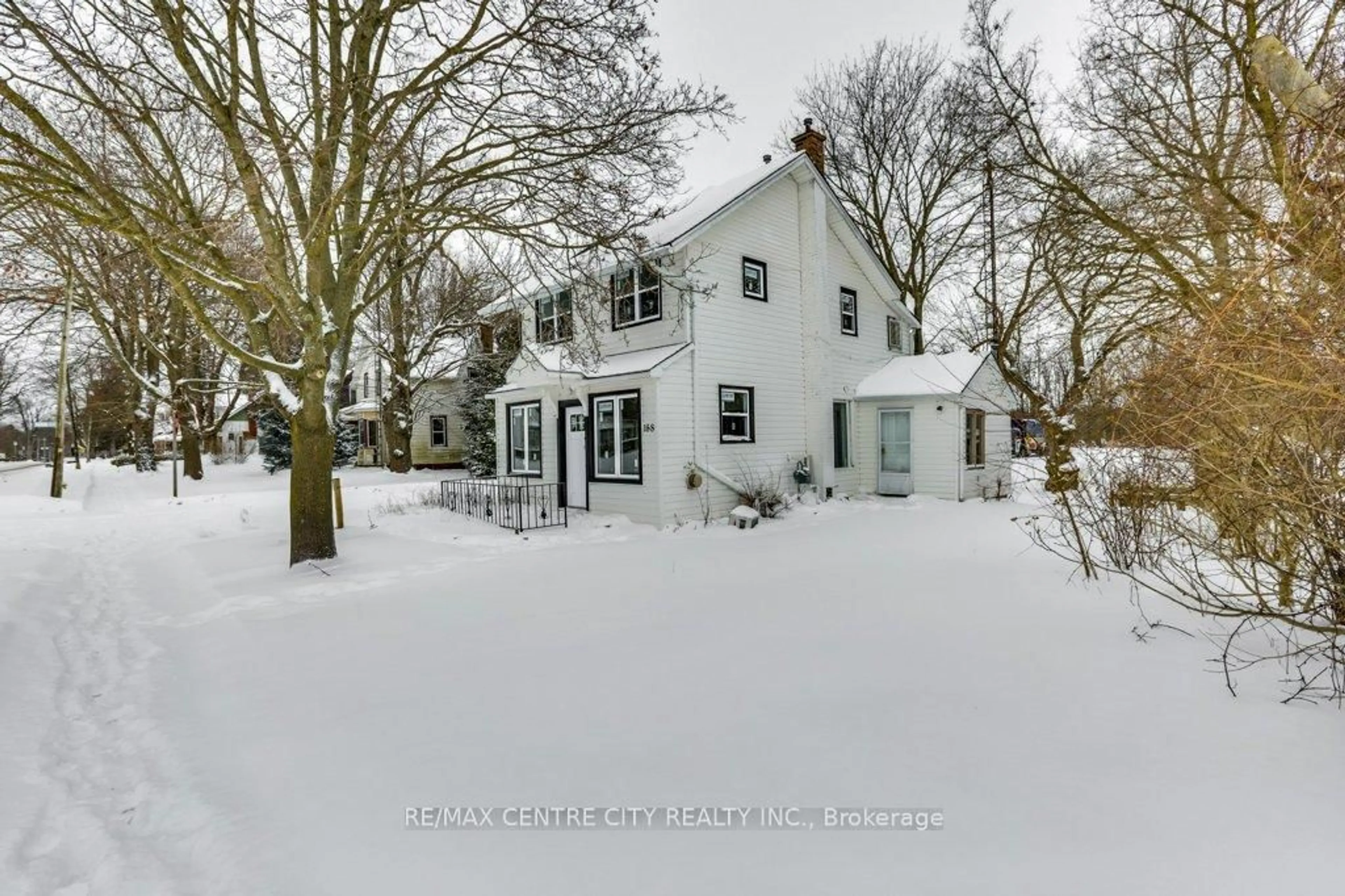 A pic from outside/outdoor area/front of a property/back of a property/a pic from drone, street for 188 Furnival Rd, West Elgin Ontario N0L 2C0