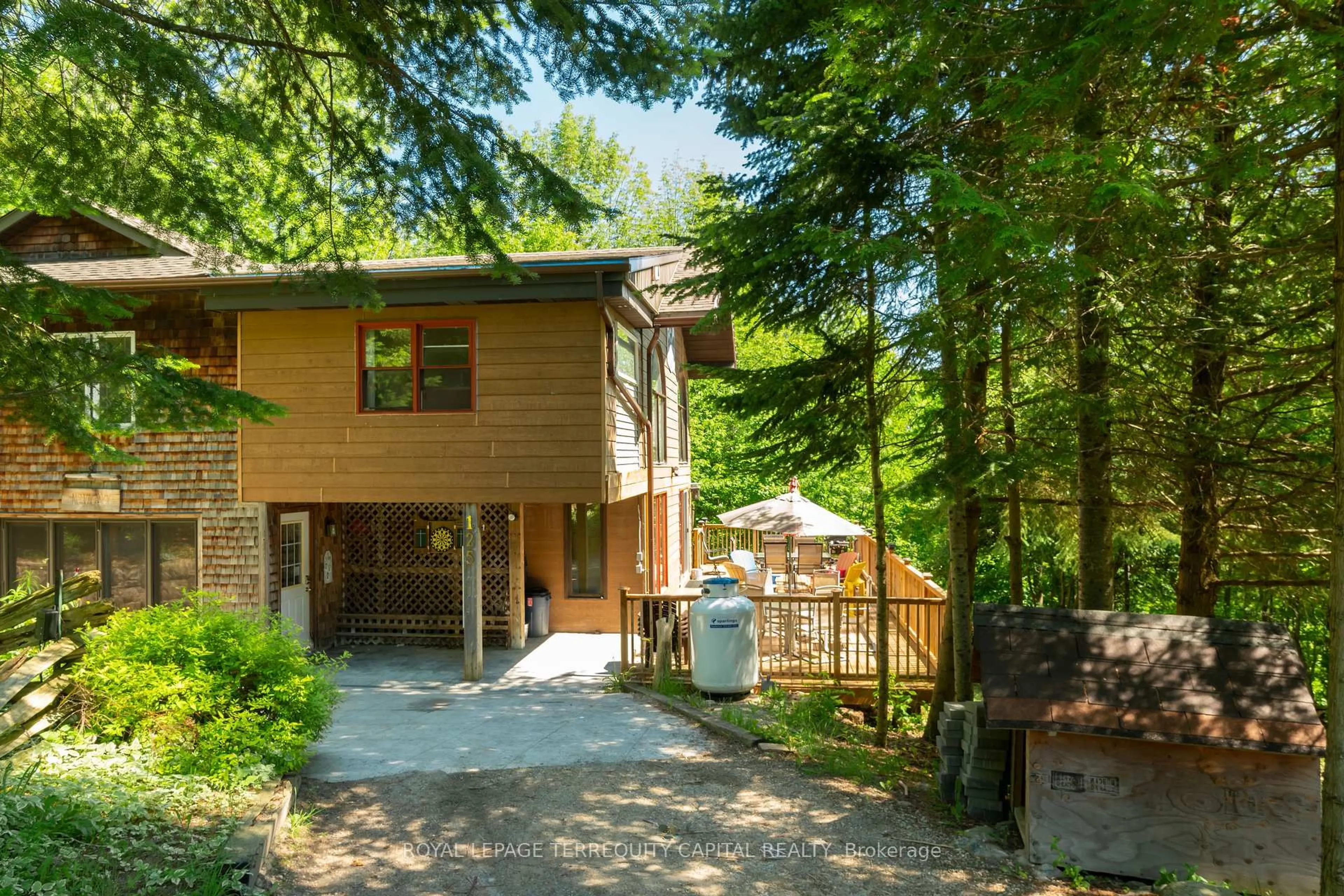 Unknown for 125 Kimberley Crt, Grey Highlands Ontario N0C 1G0