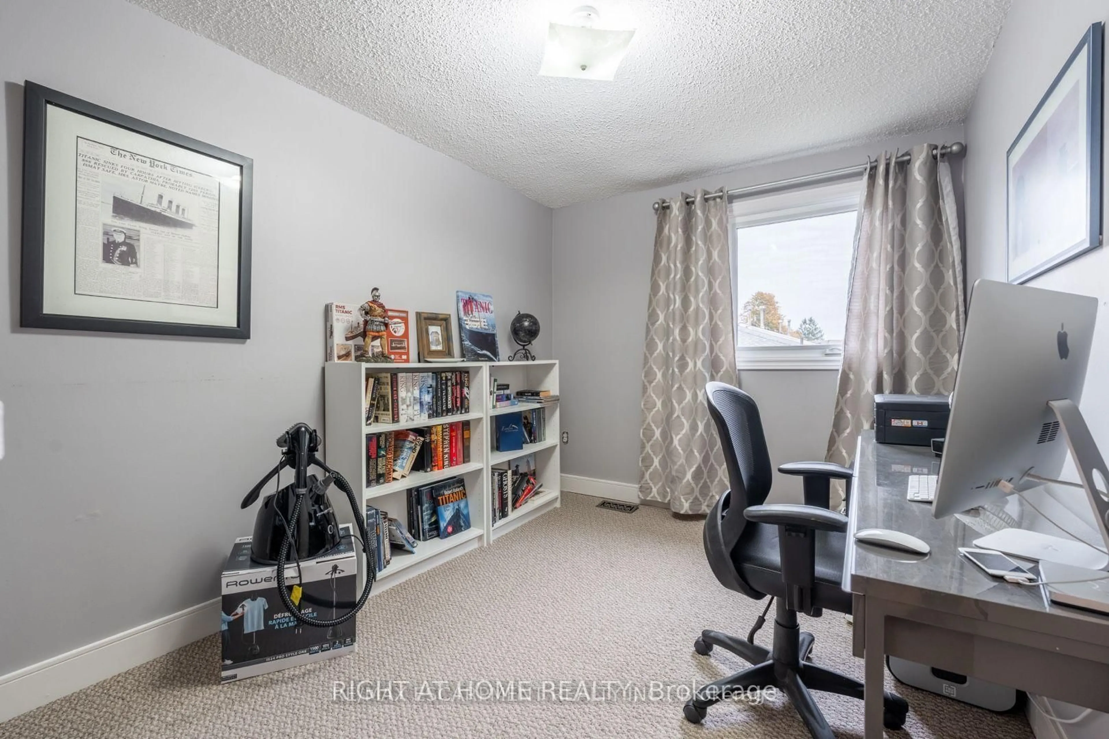A pic of a room for 33 ROCHELLE Ave #46, Hamilton Ontario L8W 1P9