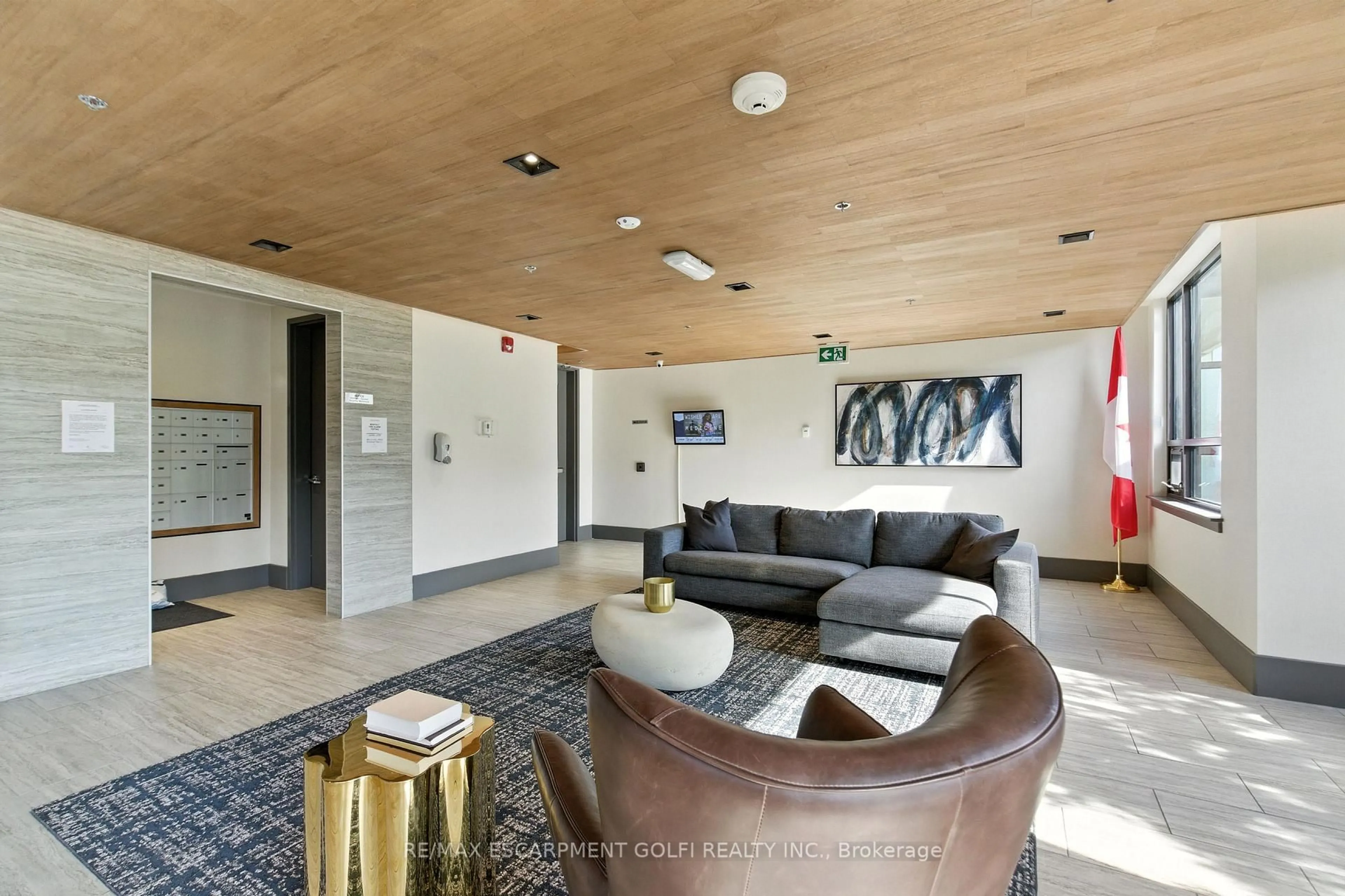 Unknown for 10 Esplanade Lane #310, Grimsby Ontario L3M 0H1