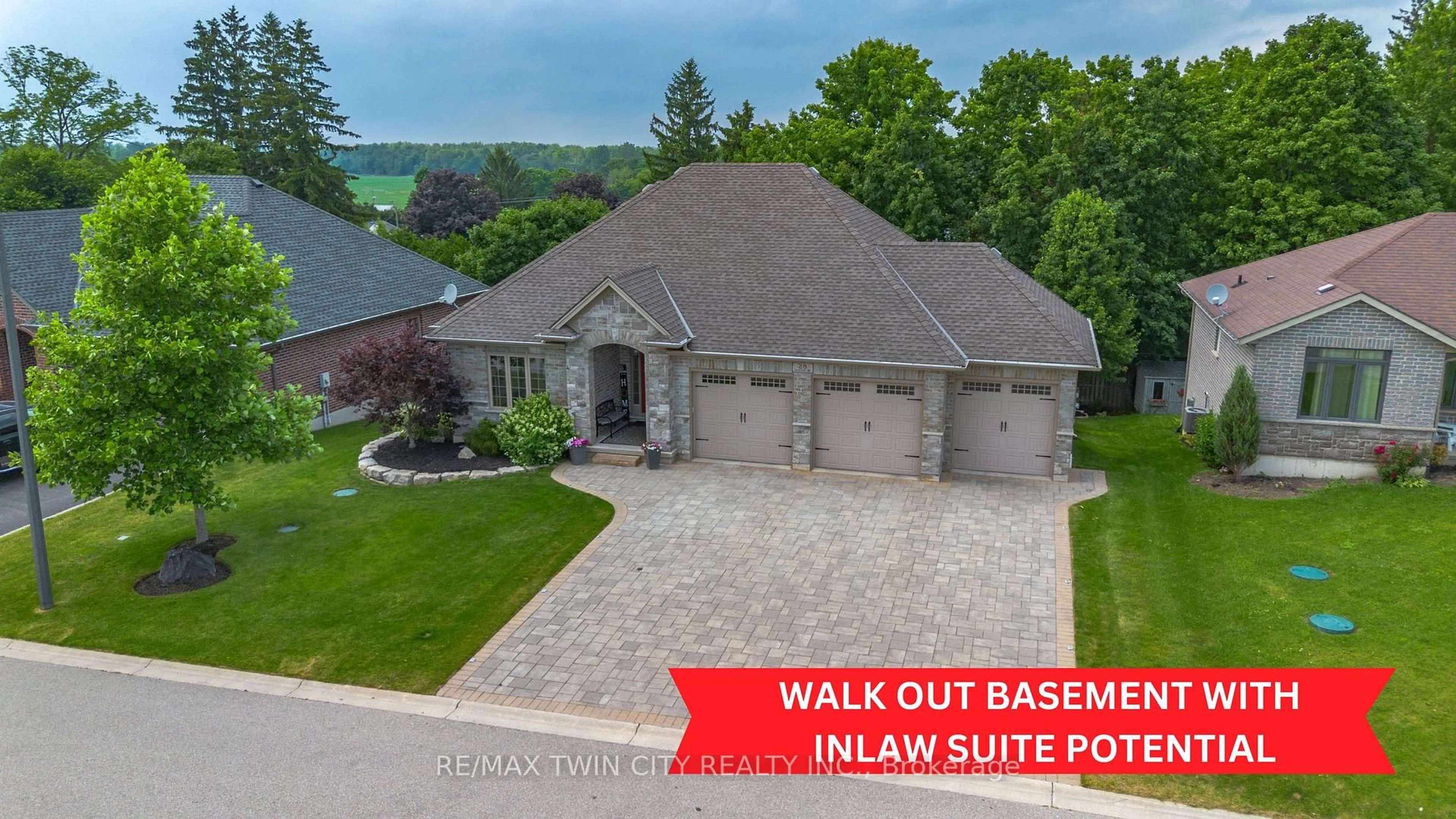 A pic from outside/outdoor area/front of a property/back of a property/a pic from drone, water/lake/river/ocean view for 28 Graydon Dr, South-West Oxford Ontario N0J 1N0