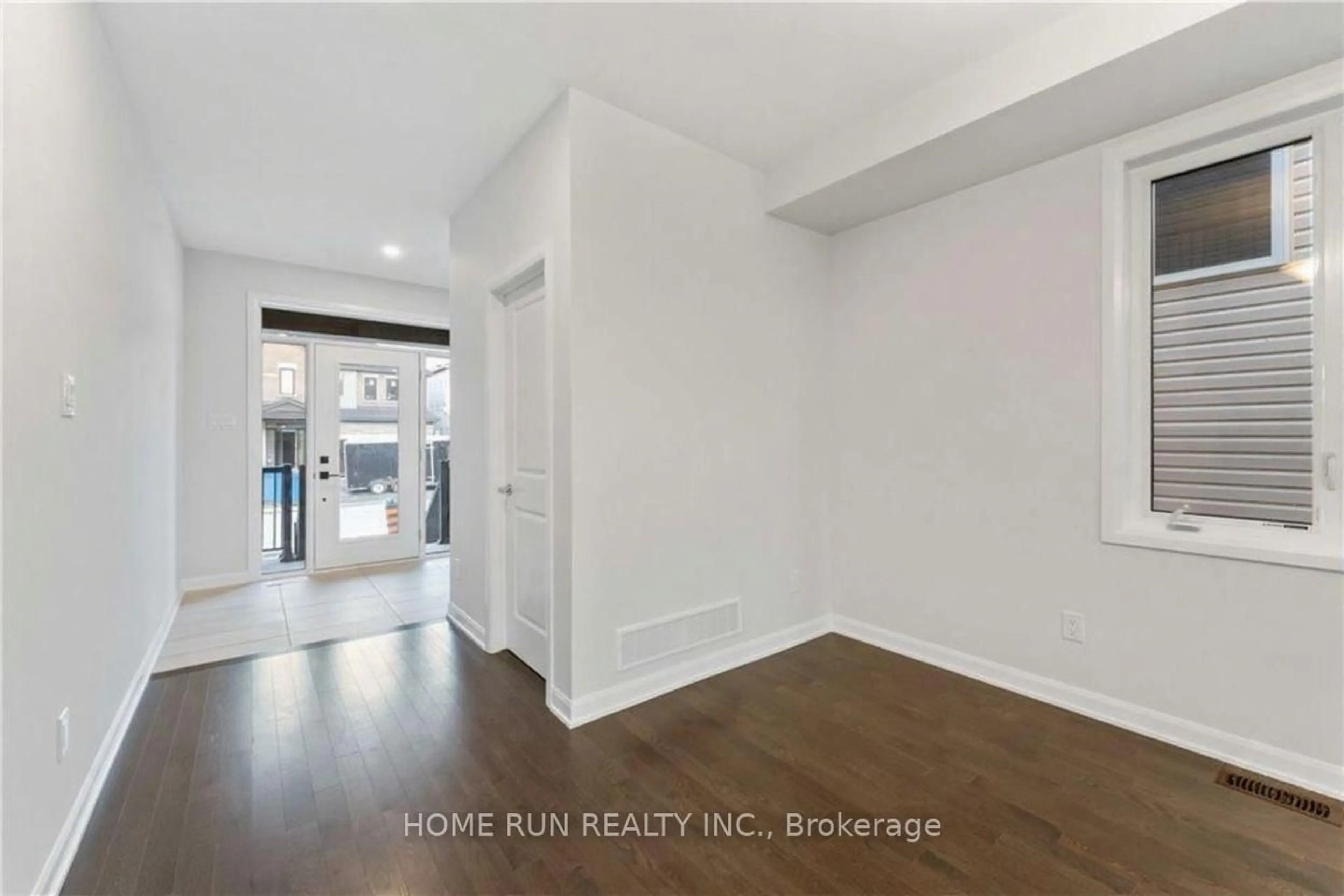 Unknown for 106 LYNN COULTER St, Ottawa Ontario K2J 7C5