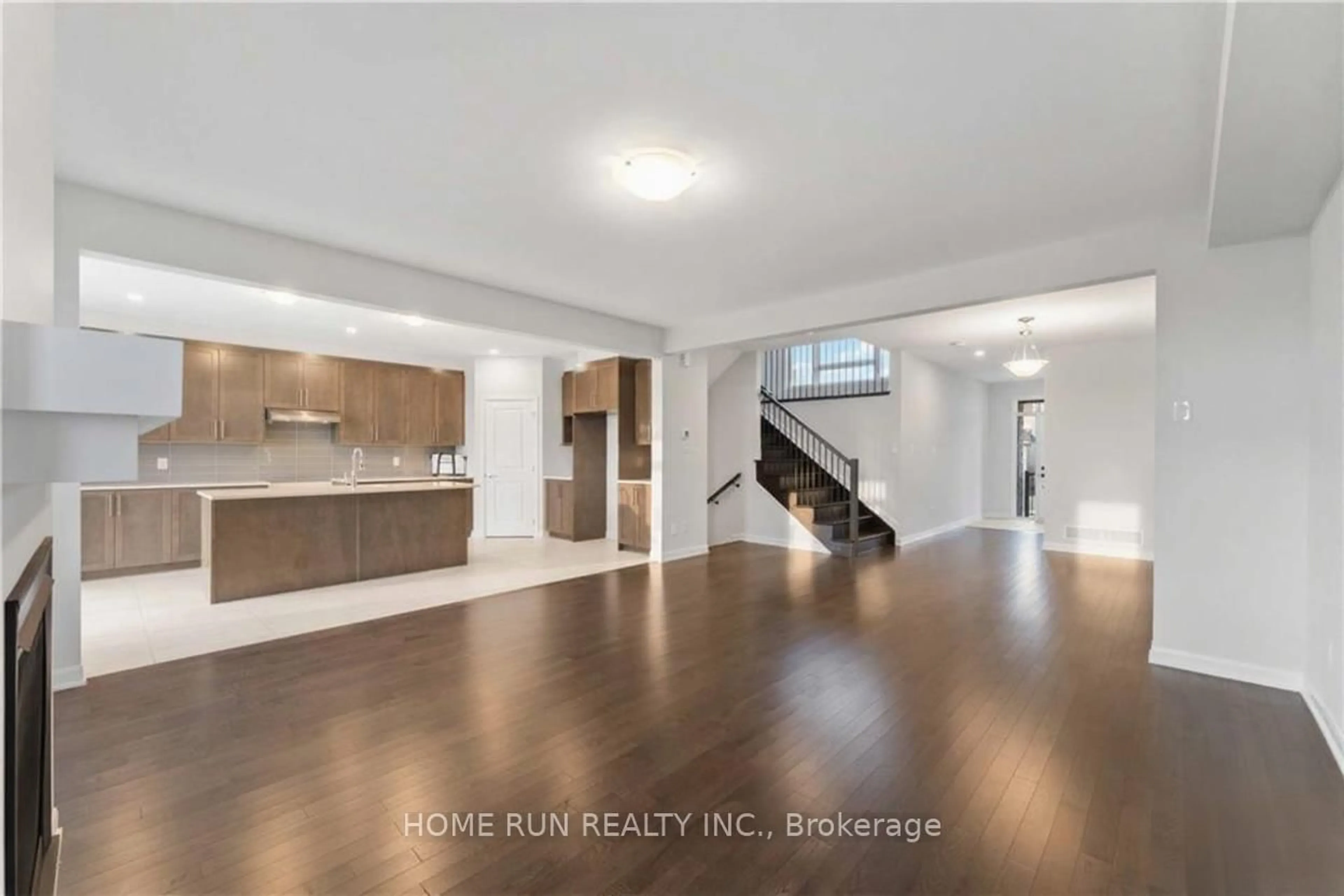 Unknown for 106 LYNN COULTER St, Ottawa Ontario K2J 7C5