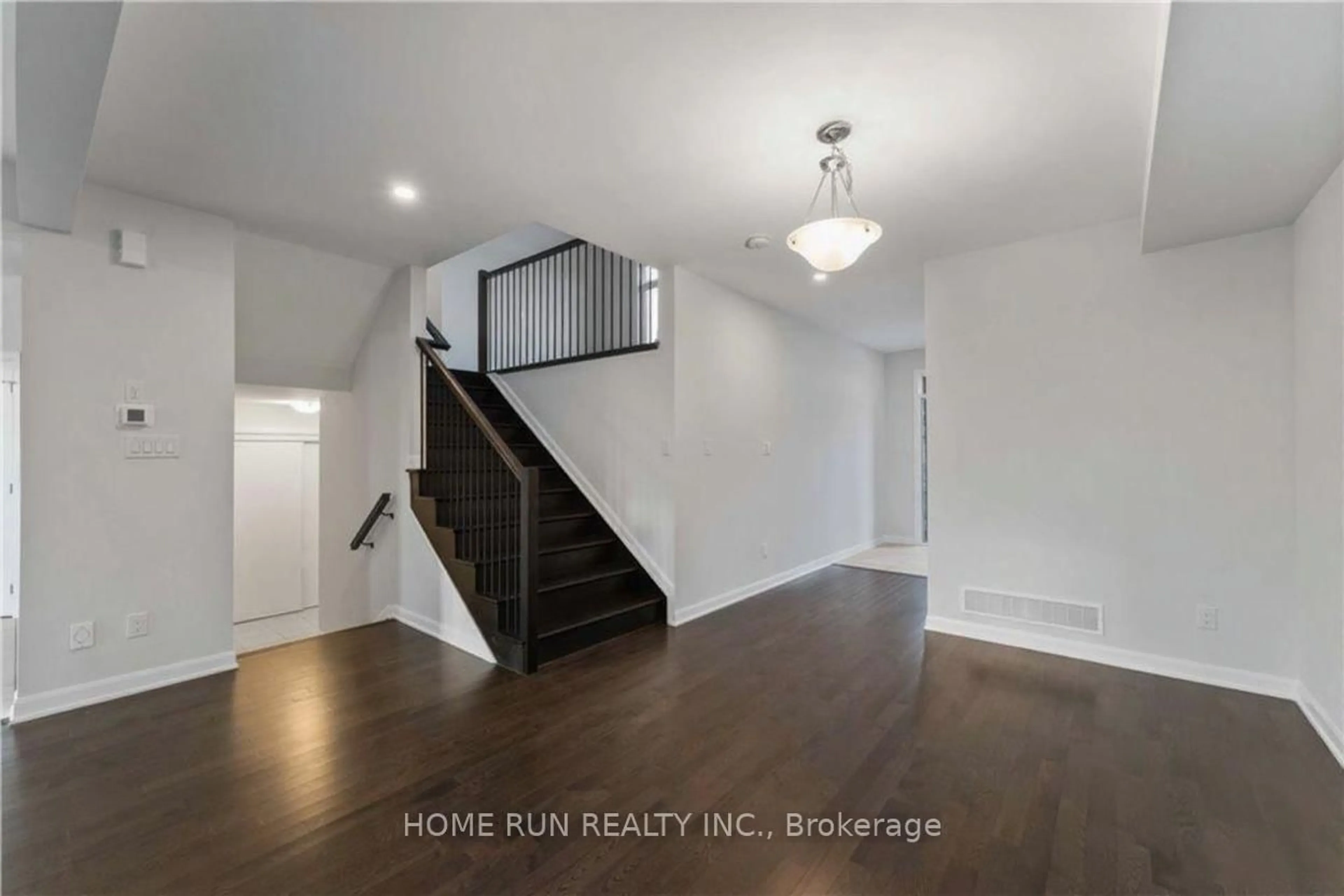 A pic of a room for 106 LYNN COULTER St, Ottawa Ontario K2J 7C5