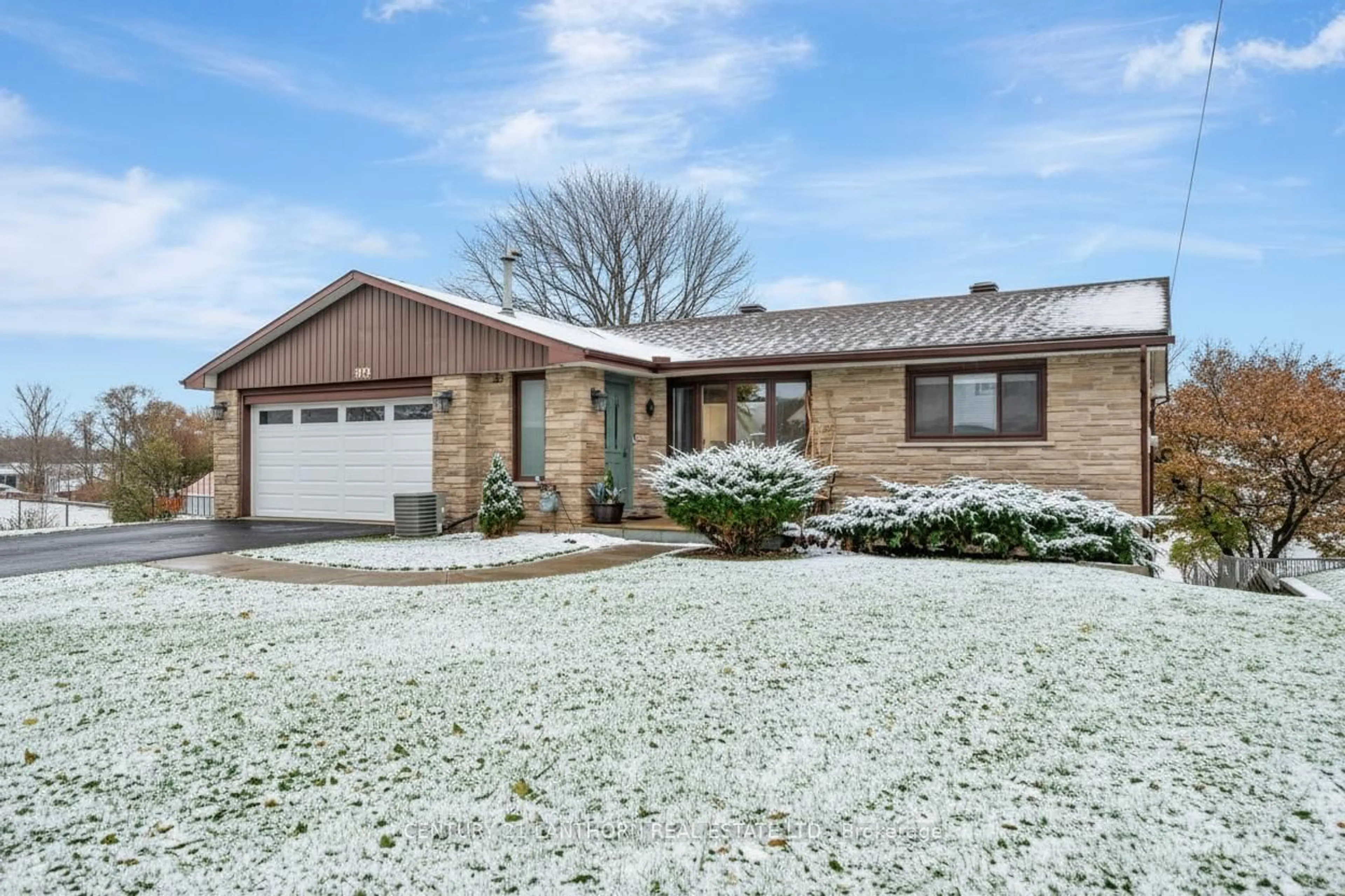 Home with brick exterior material, street for 212 Main St, Deseronto Ontario K0K 1X0