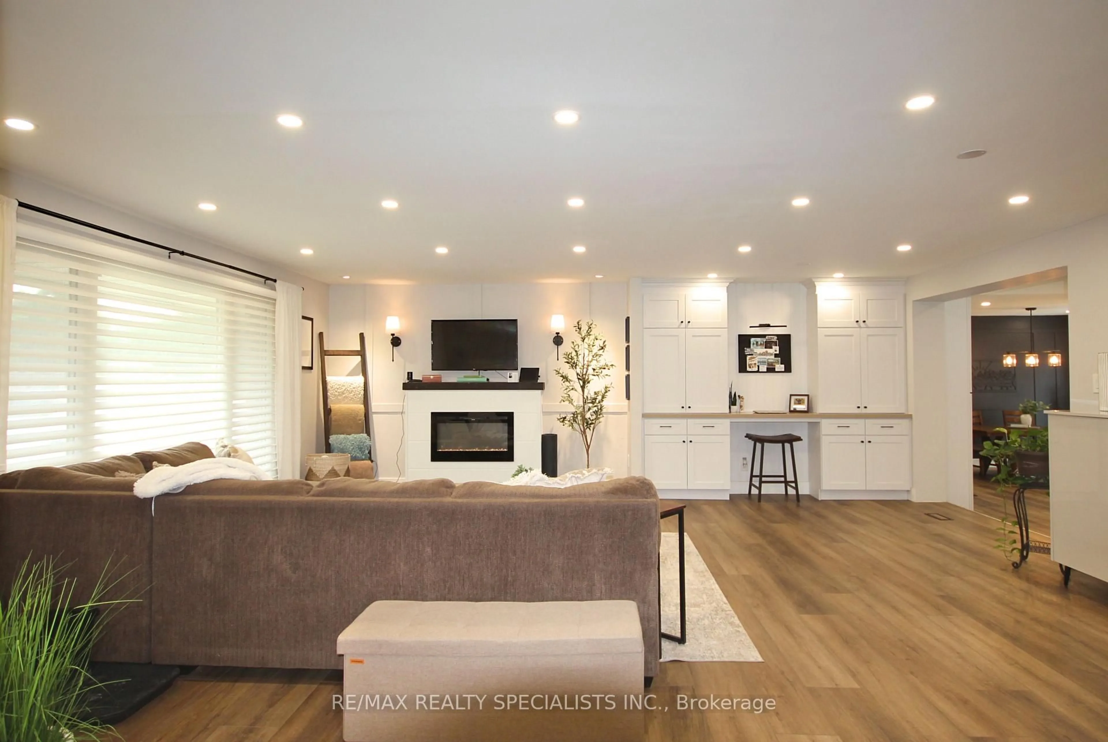 Unknown for 190 Margaret St, West Lincoln Ontario L0R 2A0