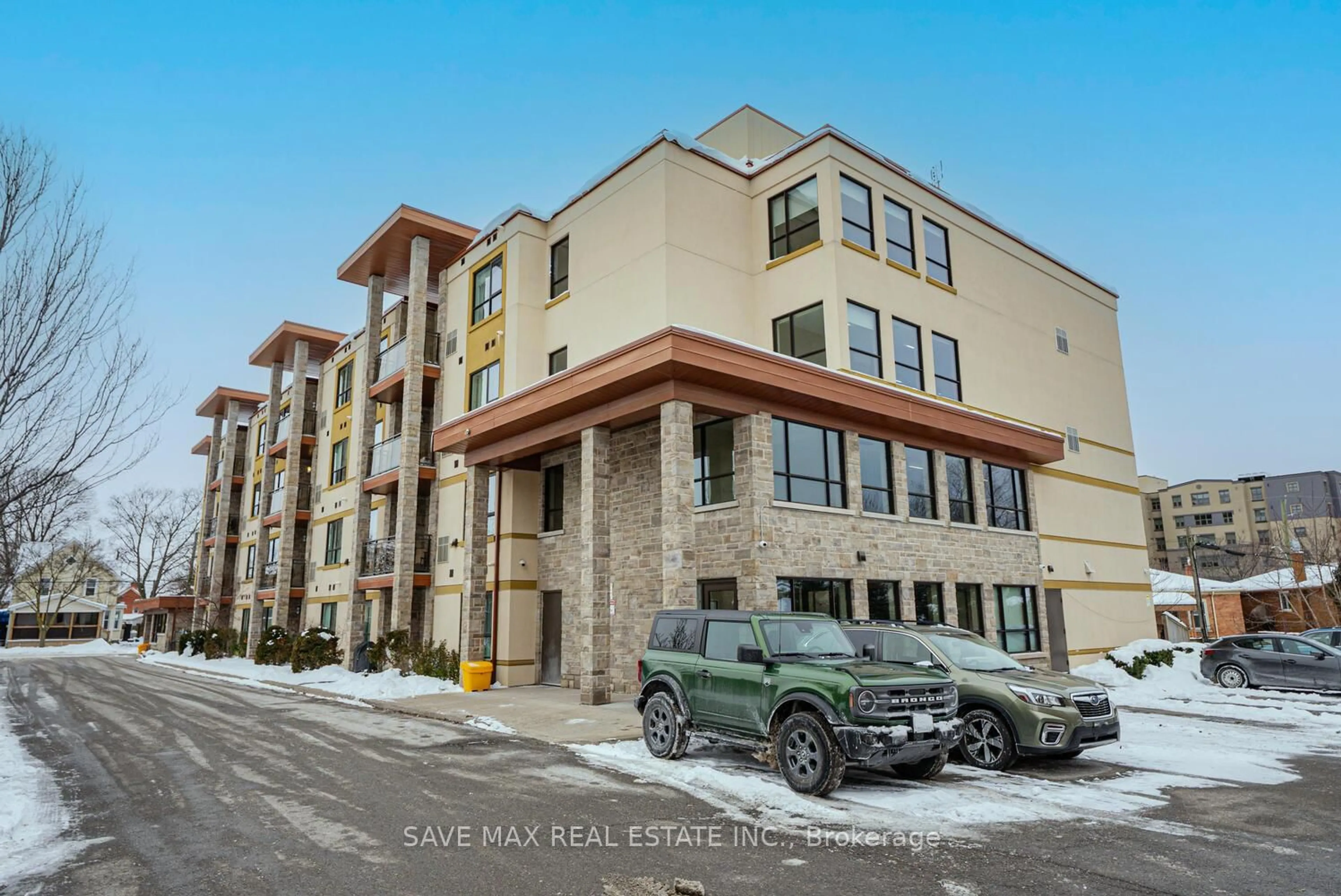 Unknown for 26 Wellington St #205, St. Catharines Ontario L2R 5P8