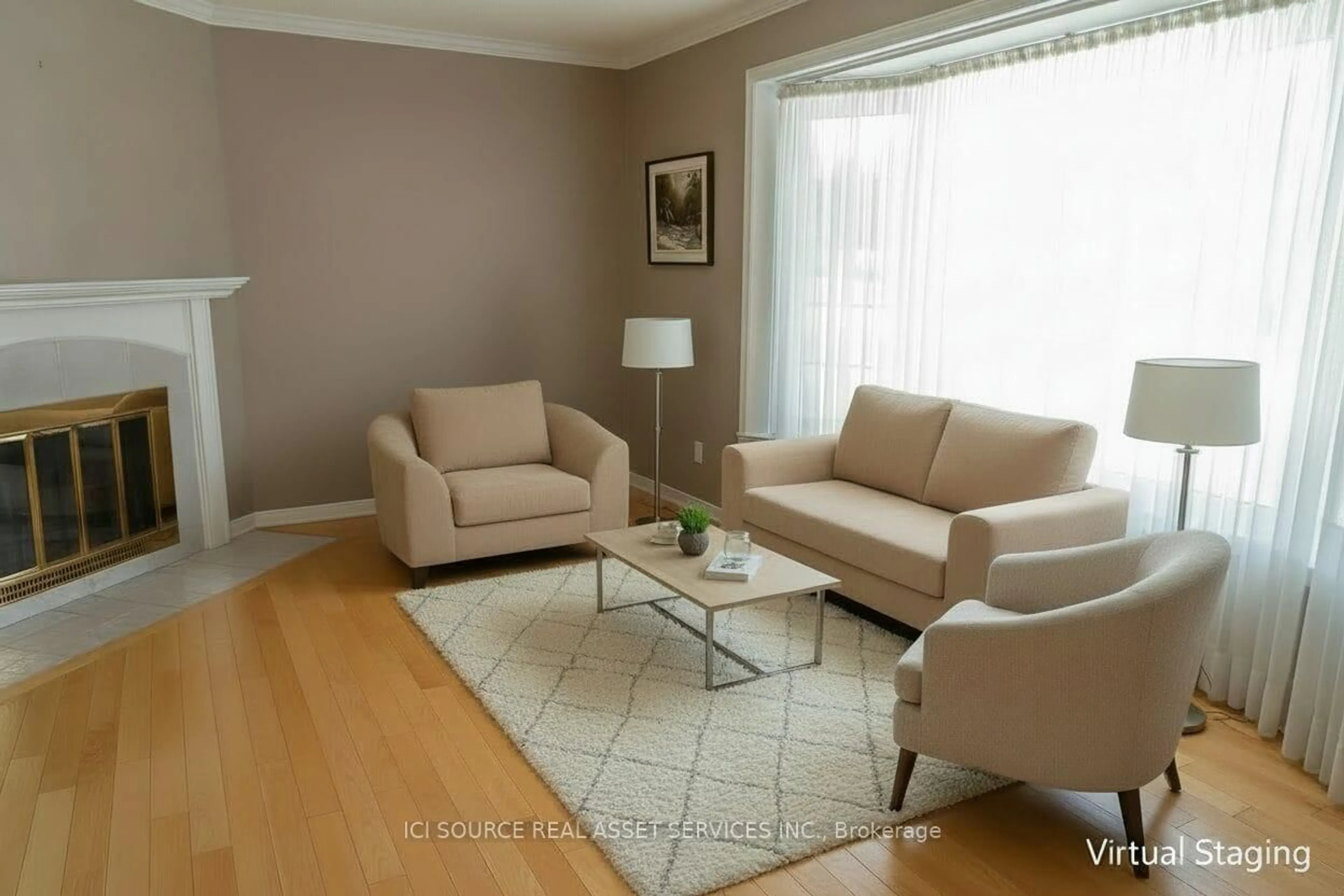 Living room with furniture, wood/laminate floor for 768 Vinette Cres, Ottawa Ontario K1E 1W9