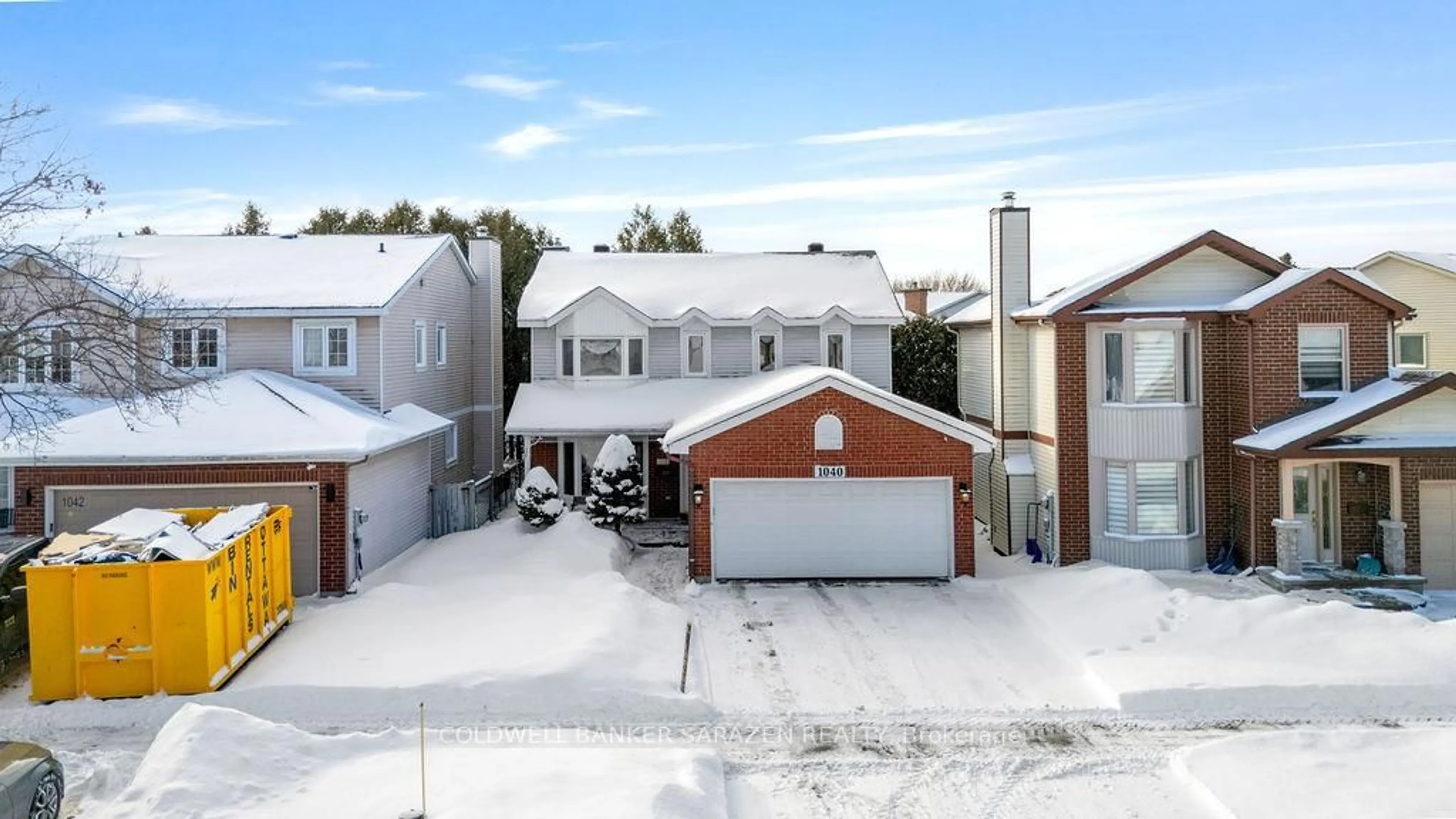 A pic from outside/outdoor area/front of a property/back of a property/a pic from drone, street for 1040 Karsh Dr, Ottawa Ontario K1G 4M9
