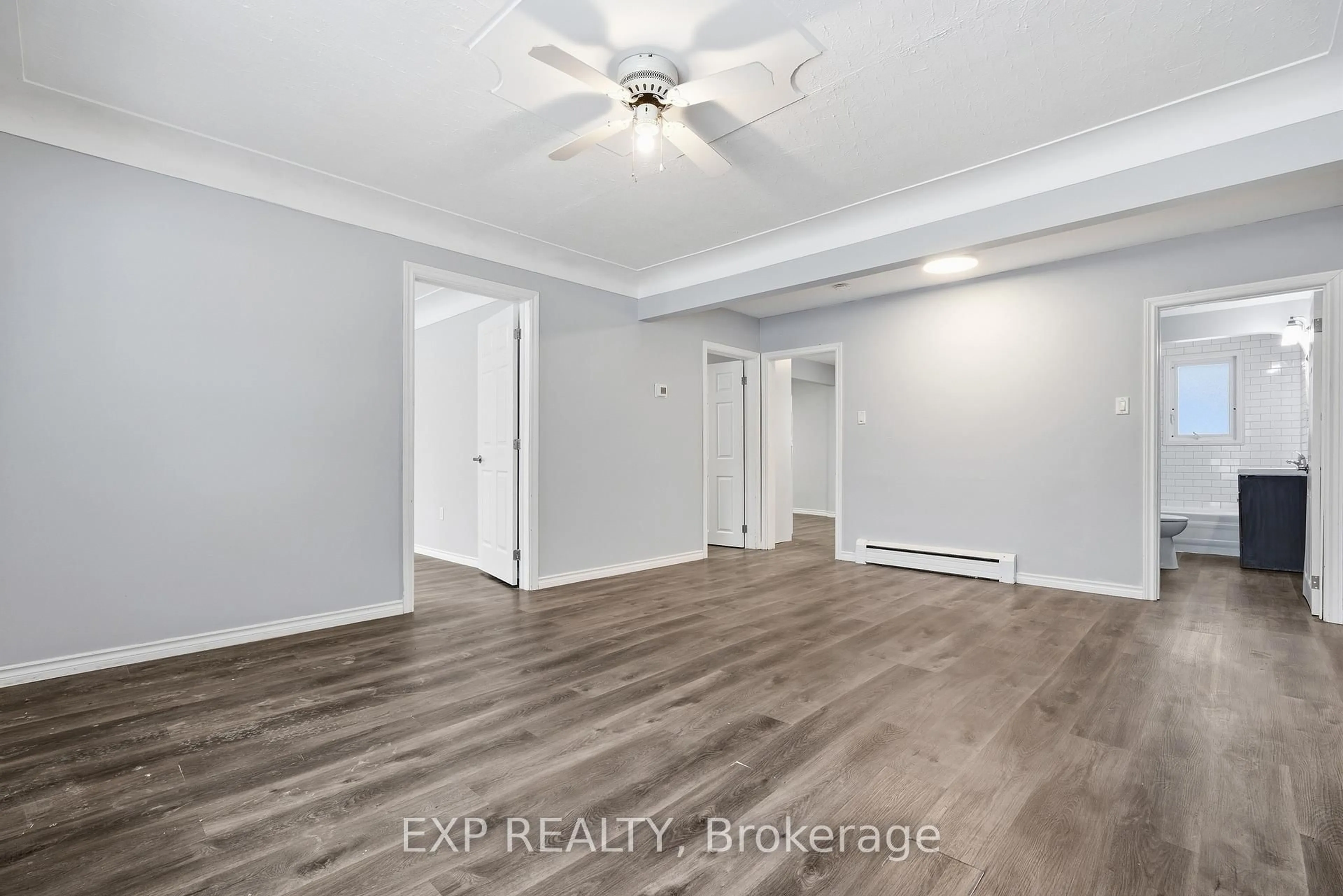 A pic of a room for 104 South St, Aylmer Ontario N5H 1P8