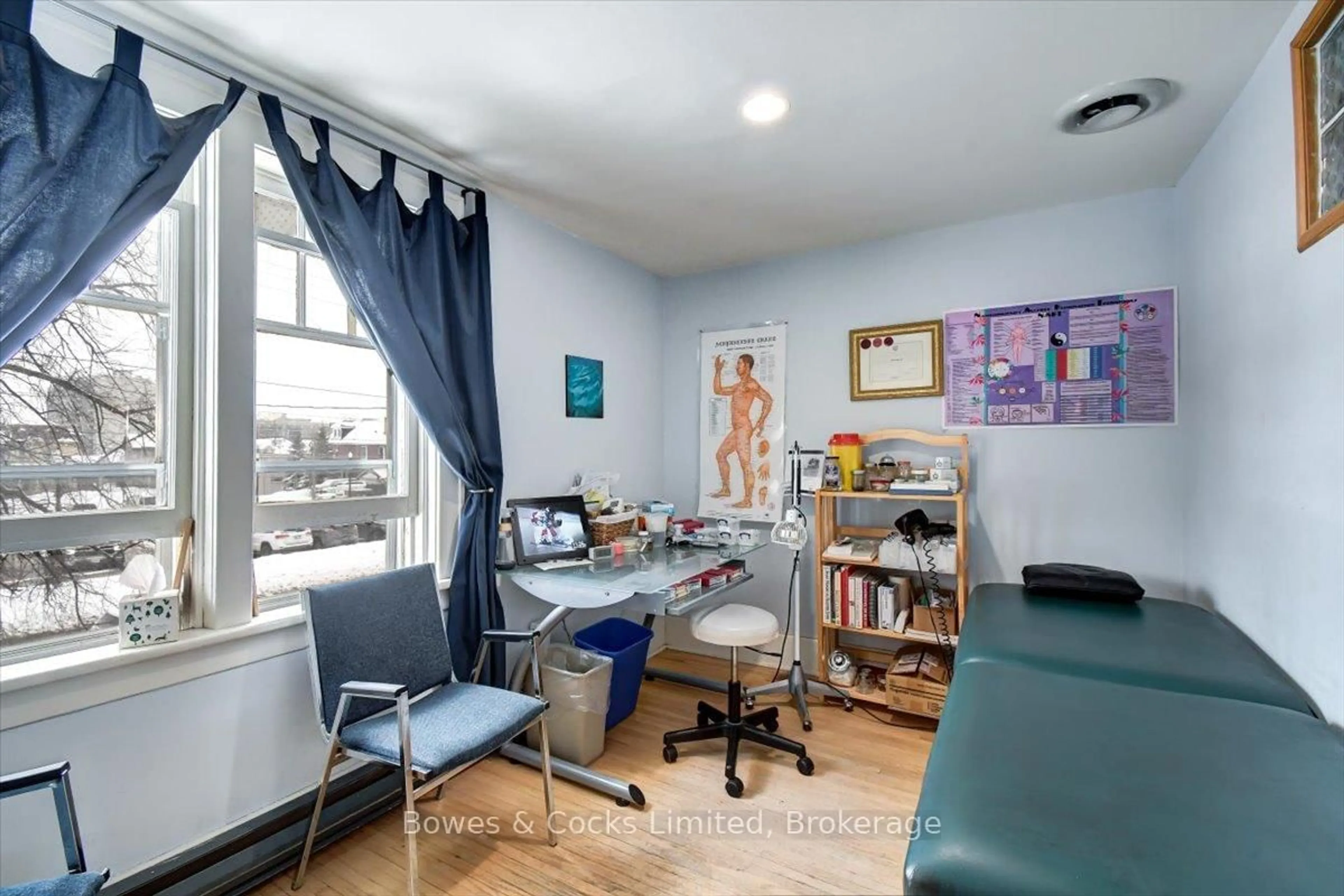 A pic of a room for 339-341 Reid St, Peterborough Ontario K9H 4G3