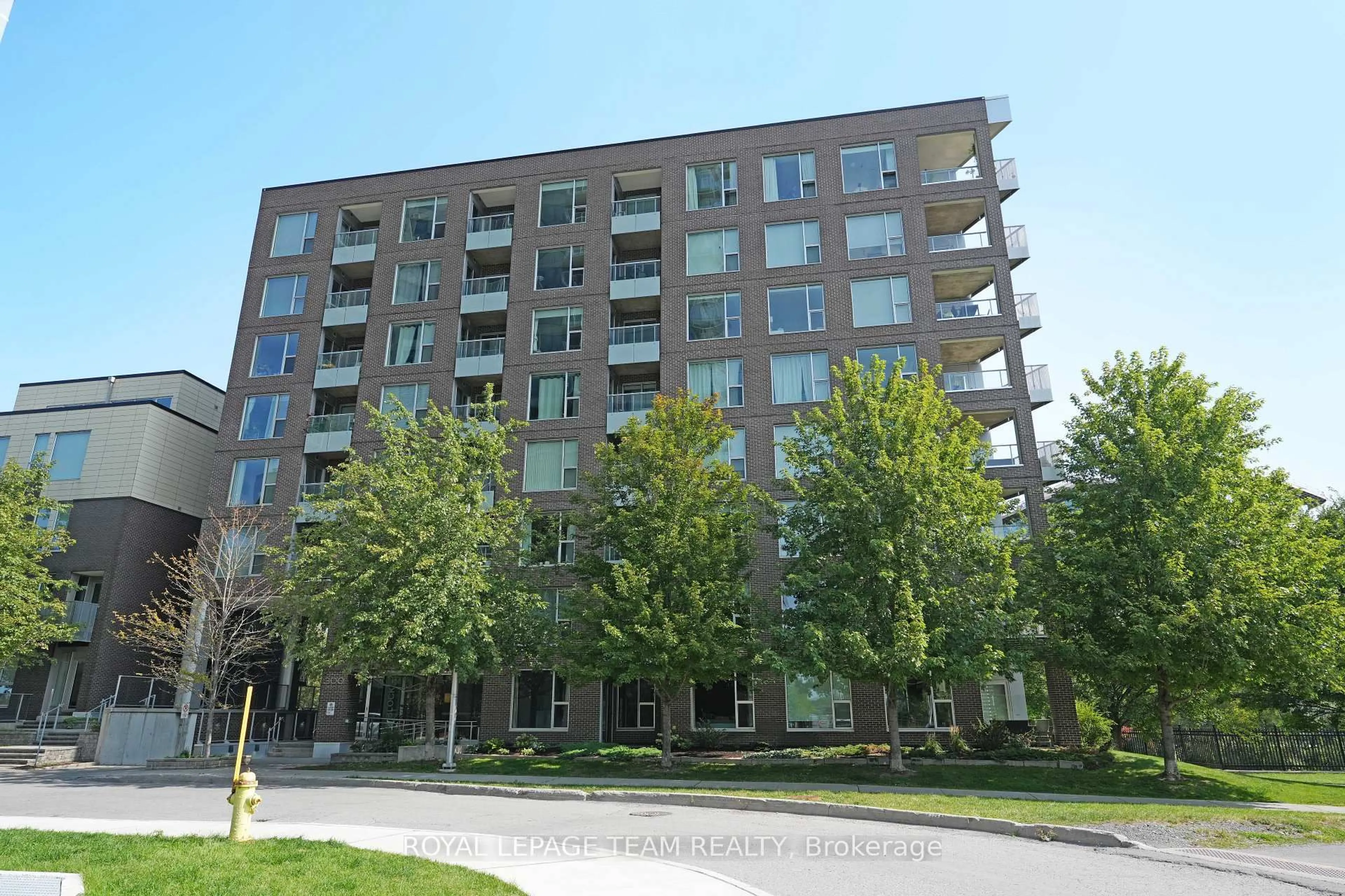 Patio, building for 300C Lett St #324, Ottawa Ontario K1R 0A8