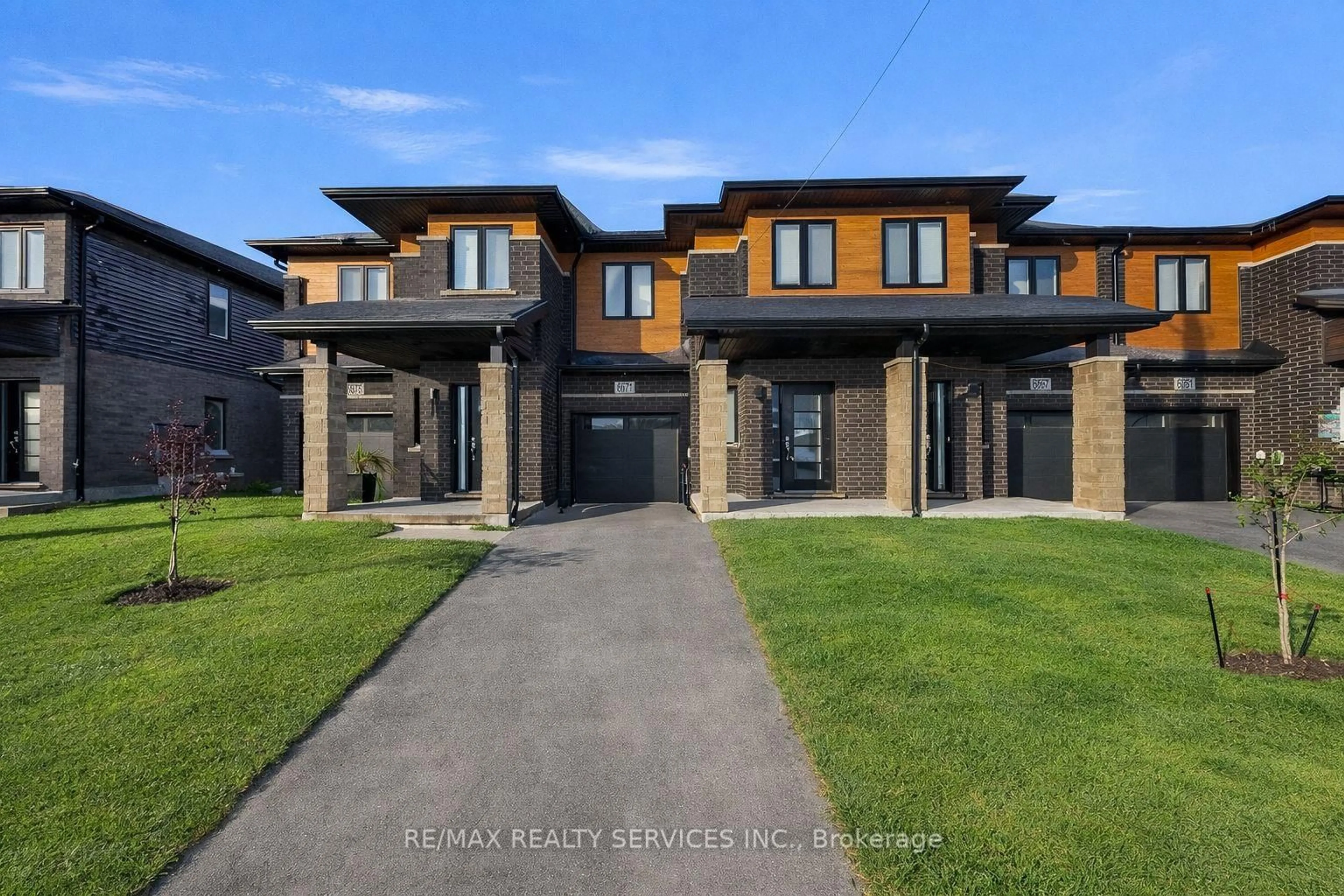 Home with brick exterior material, street for 6671 Cropp St, Niagara Falls Ontario L2E 0B7