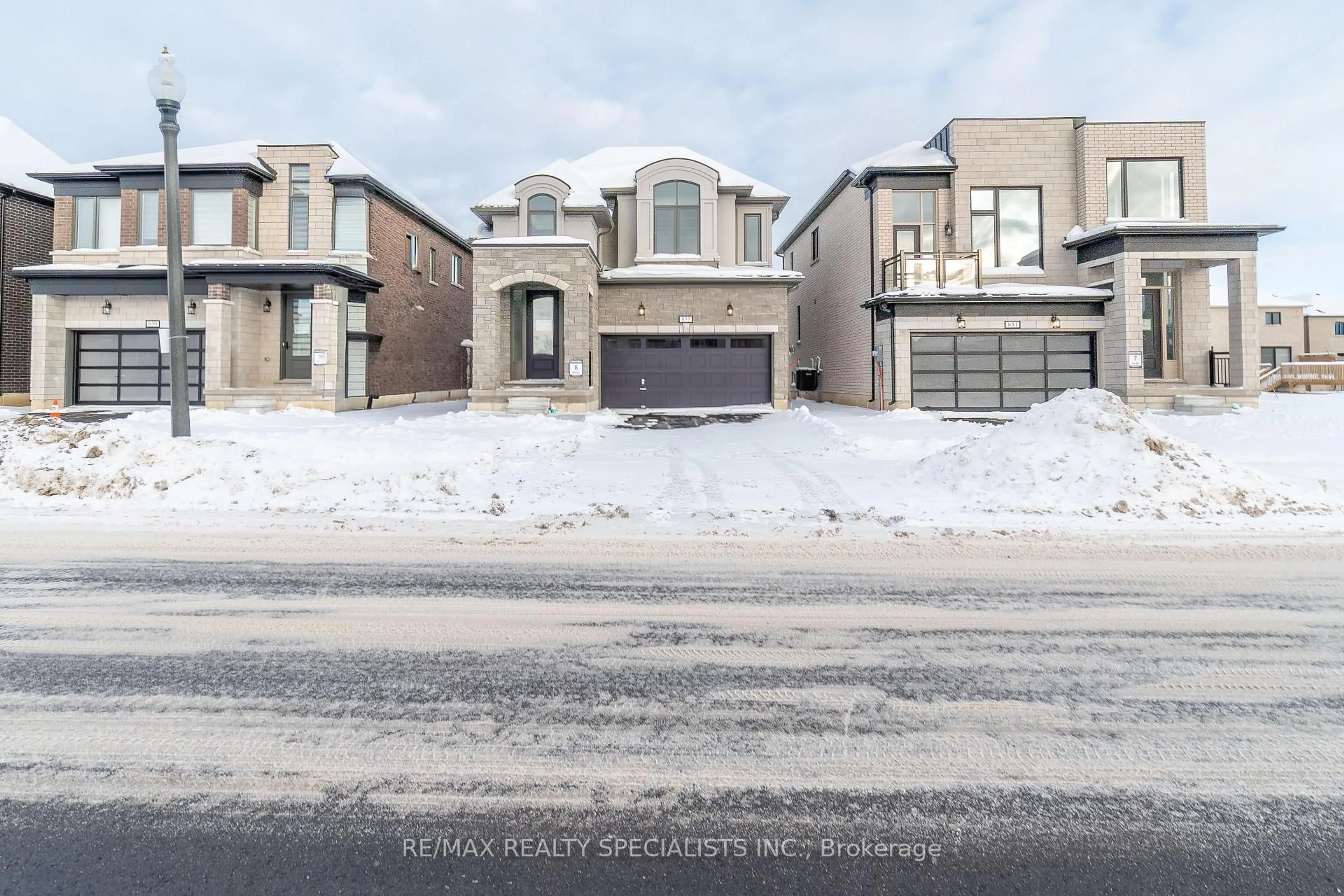 Unknown for 835 Queenston Blvd, Woodstock Ontario N4T 0N7