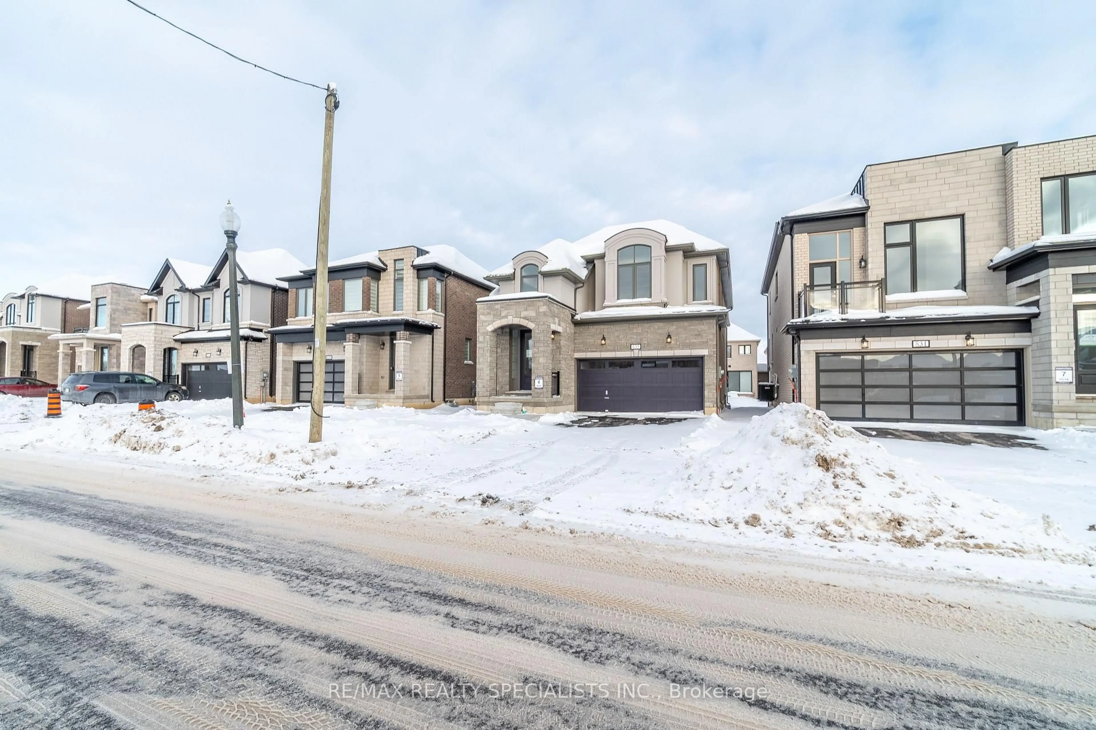 Unknown for 835 Queenston Blvd, Woodstock Ontario N4T 0N7