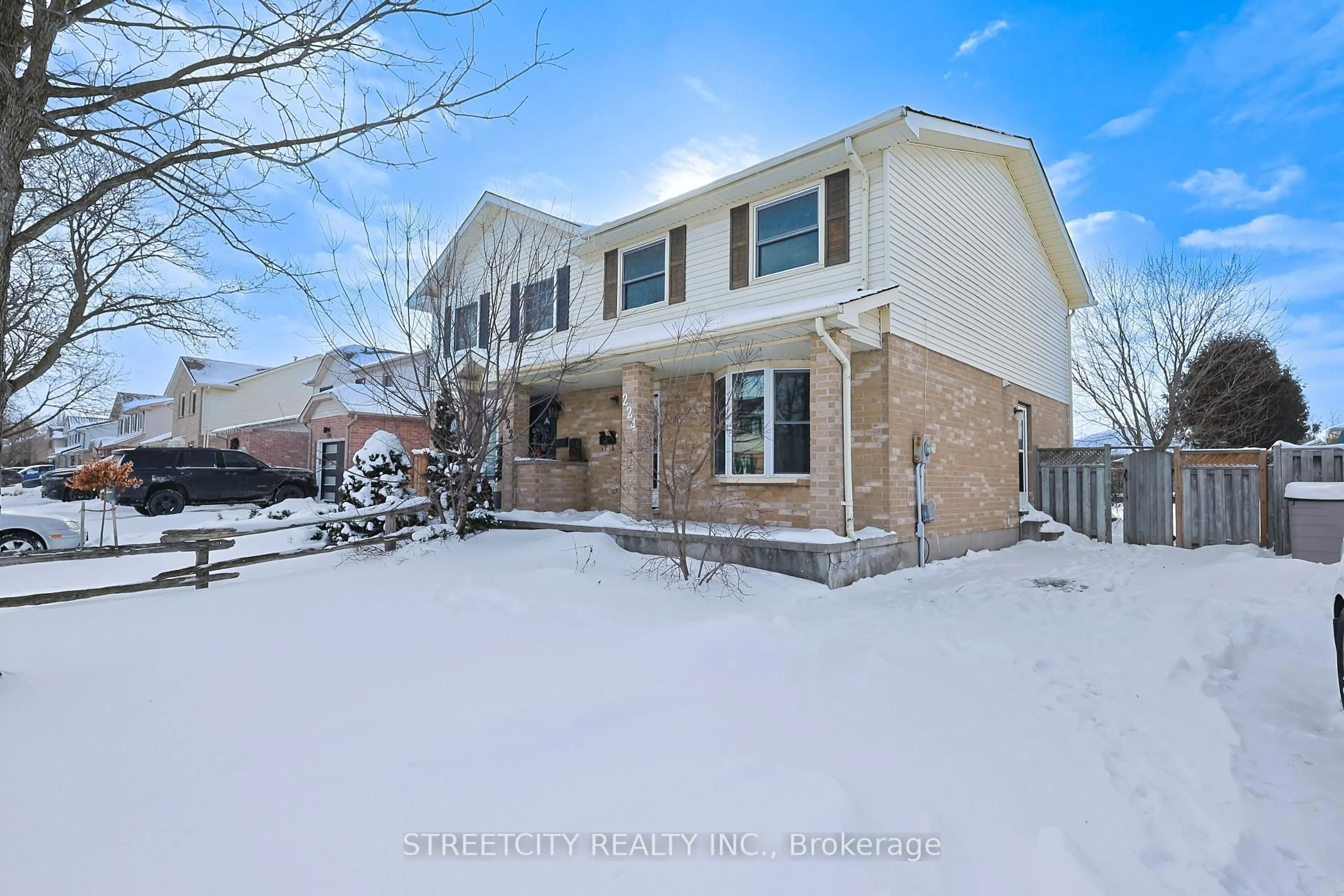 A pic from outside/outdoor area/front of a property/back of a property/a pic from drone, street for 224 Martinet Ave, London East Ontario N5V 4K3