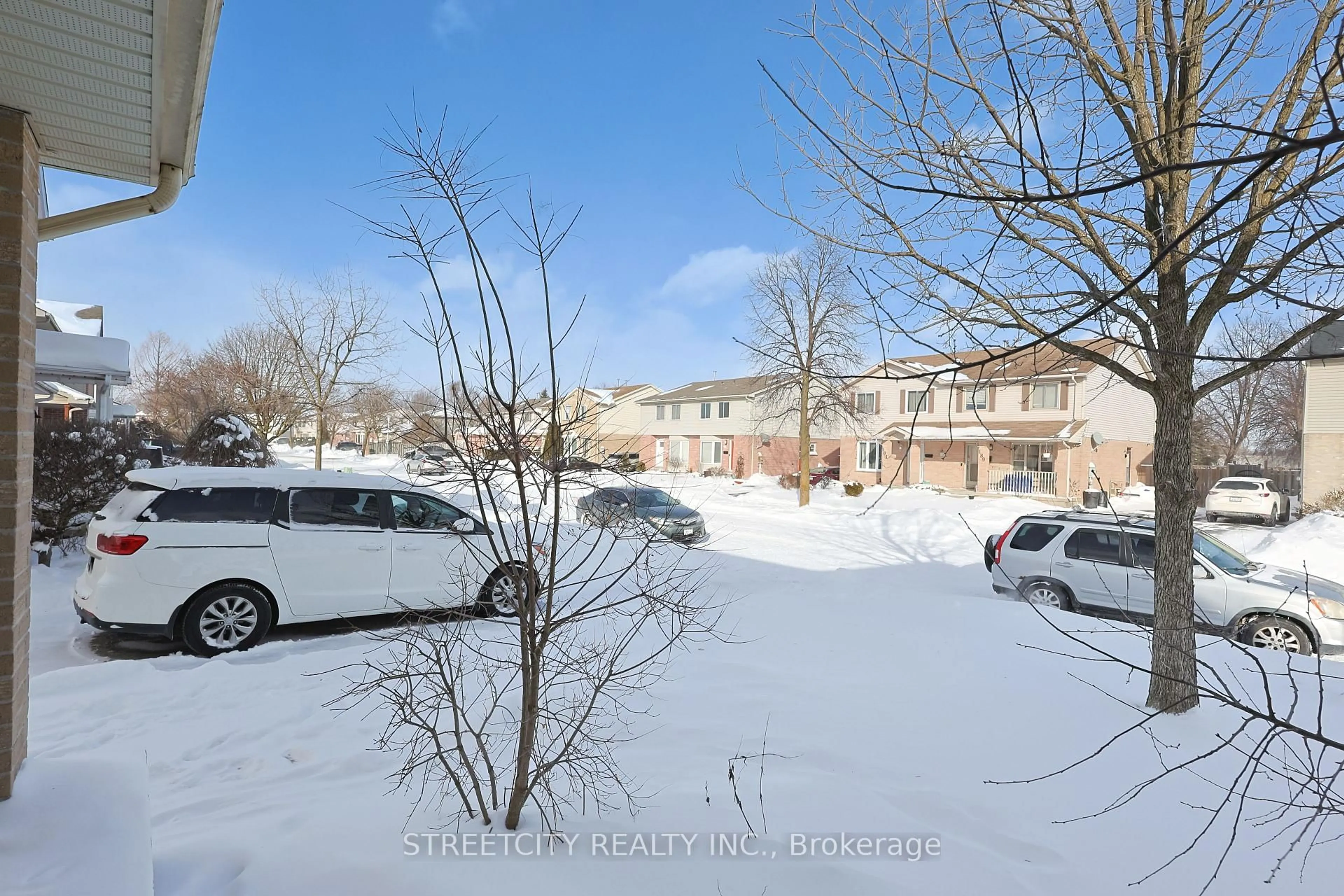 Unknown for 224 Martinet Ave, London East Ontario N5V 4K3