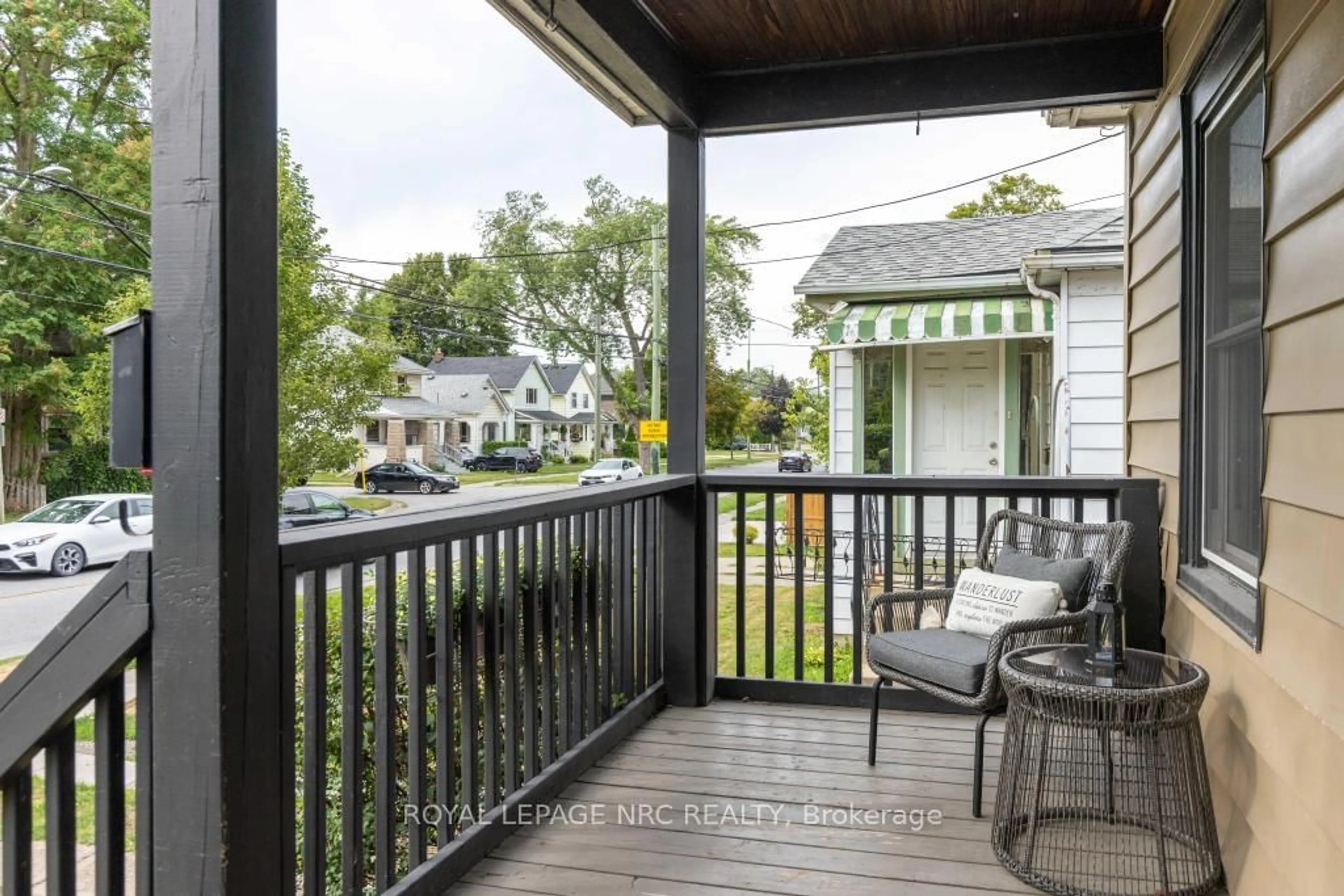 Patio, unknown for 200 Geneva St, St. Catharines Ontario L2R 4P6