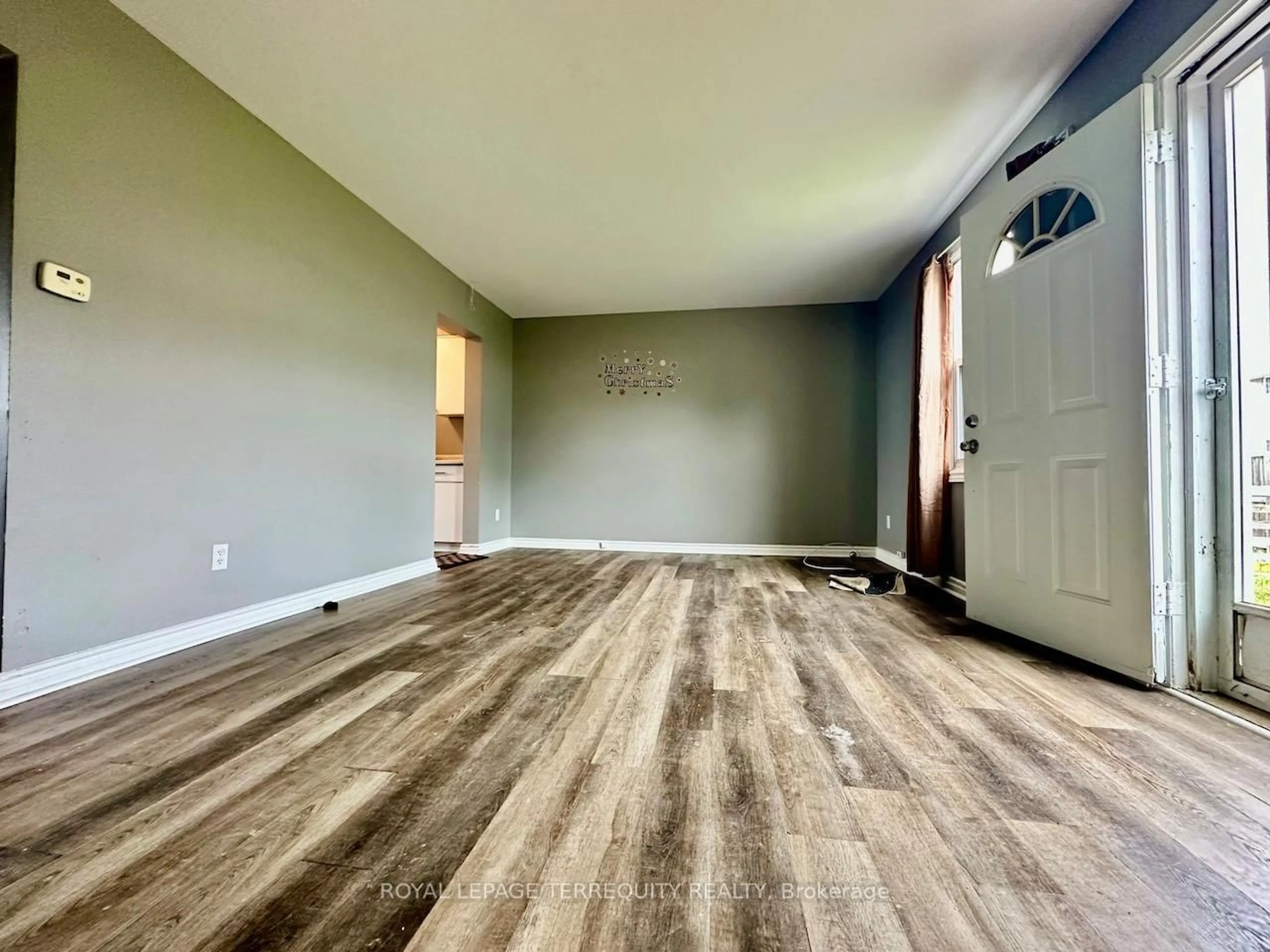 A pic of a room for 14 Orchard Pl, Chatham-Kent Ontario N7M 1A6