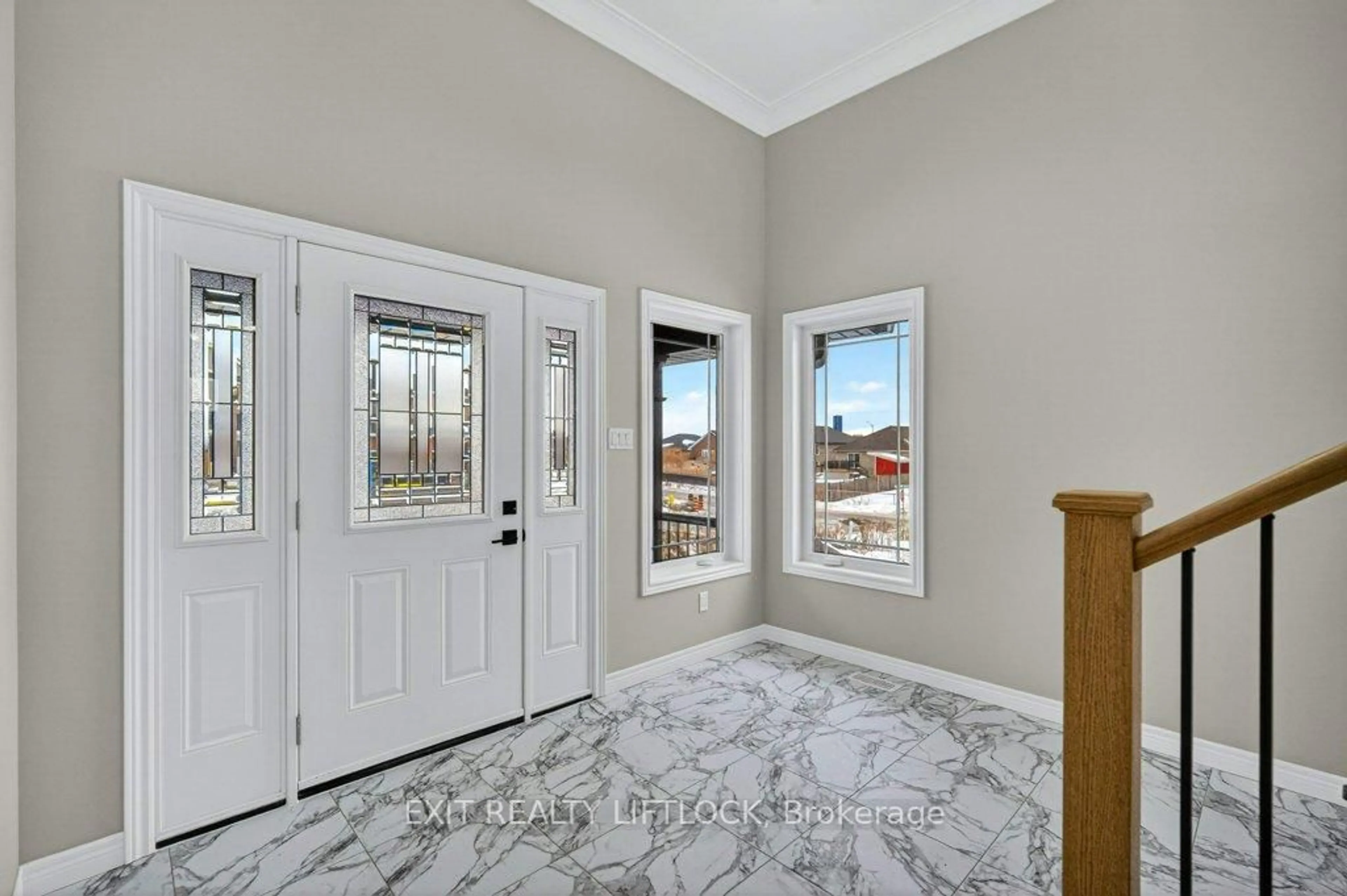 Indoor entryway for 3 Keeler Crt, Asphodel-Norwood Ontario K0L 2V0