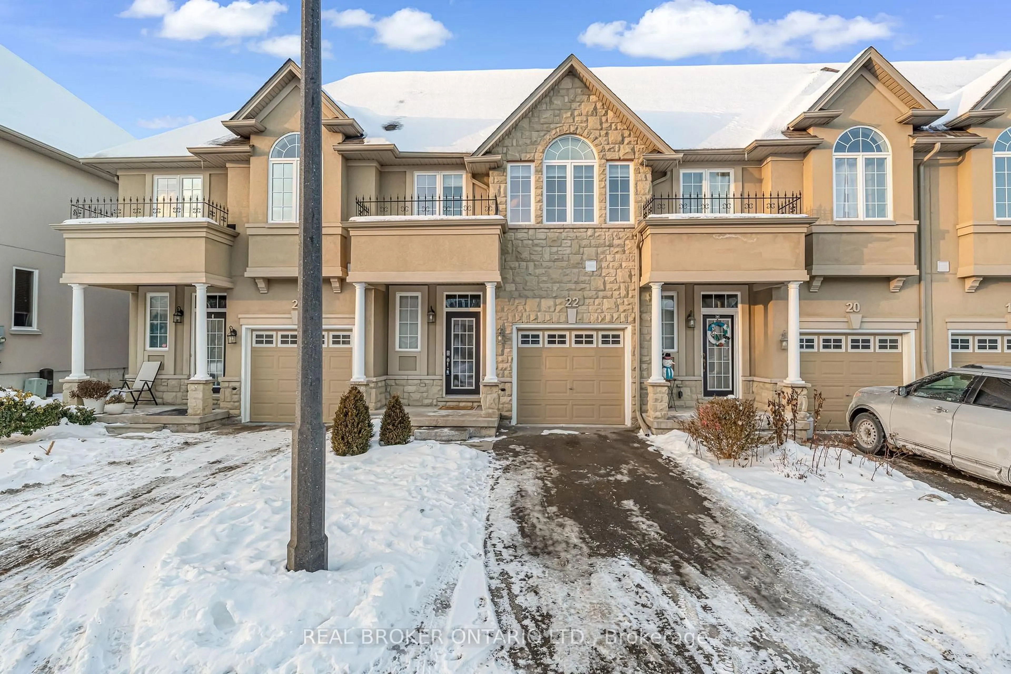 Unknown for 22 Forest Valley Cres, Hamilton Ontario L9H 0A7