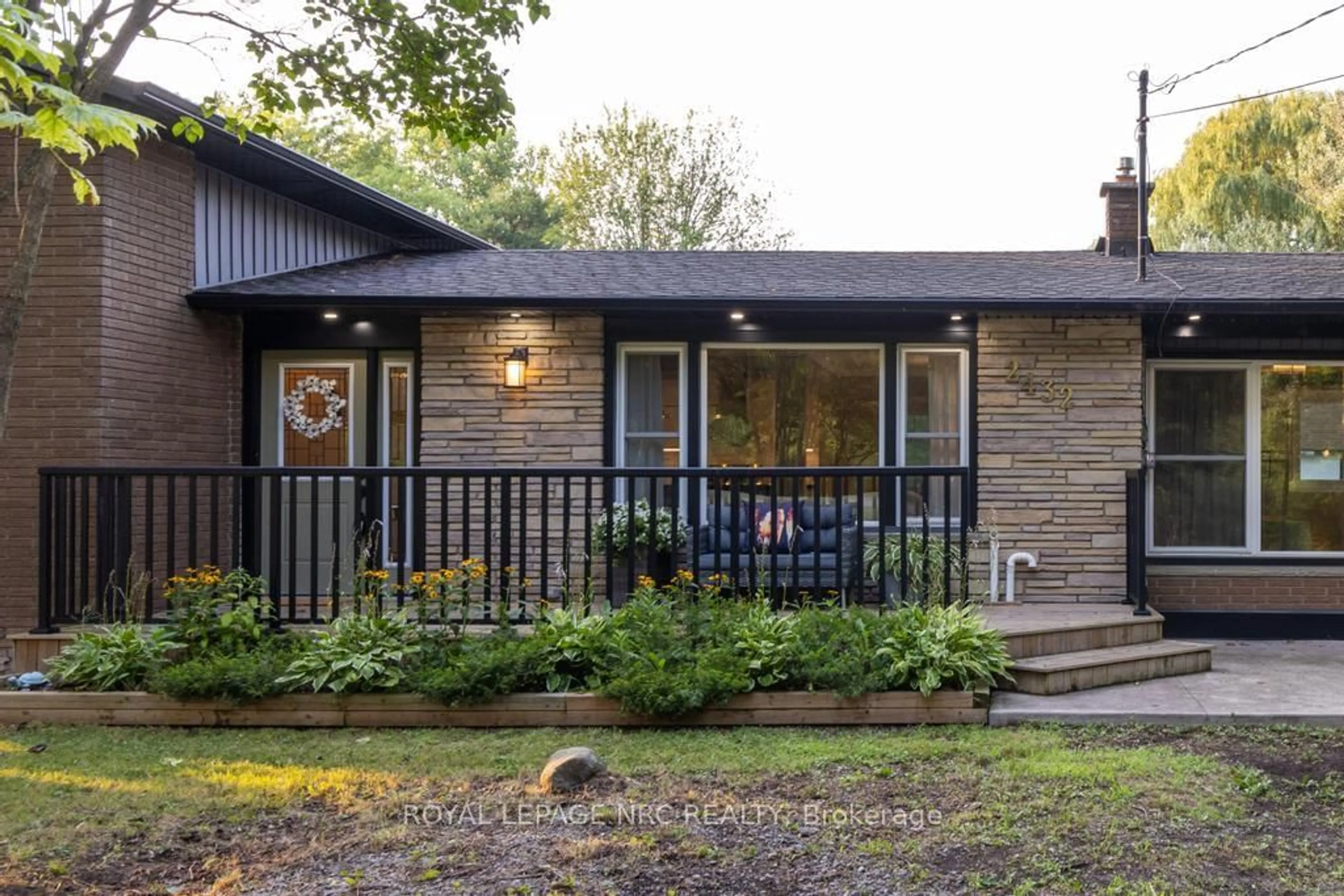 Unknown for 2432 Port Robinson Rd, Thorold Ontario L3B 5N5