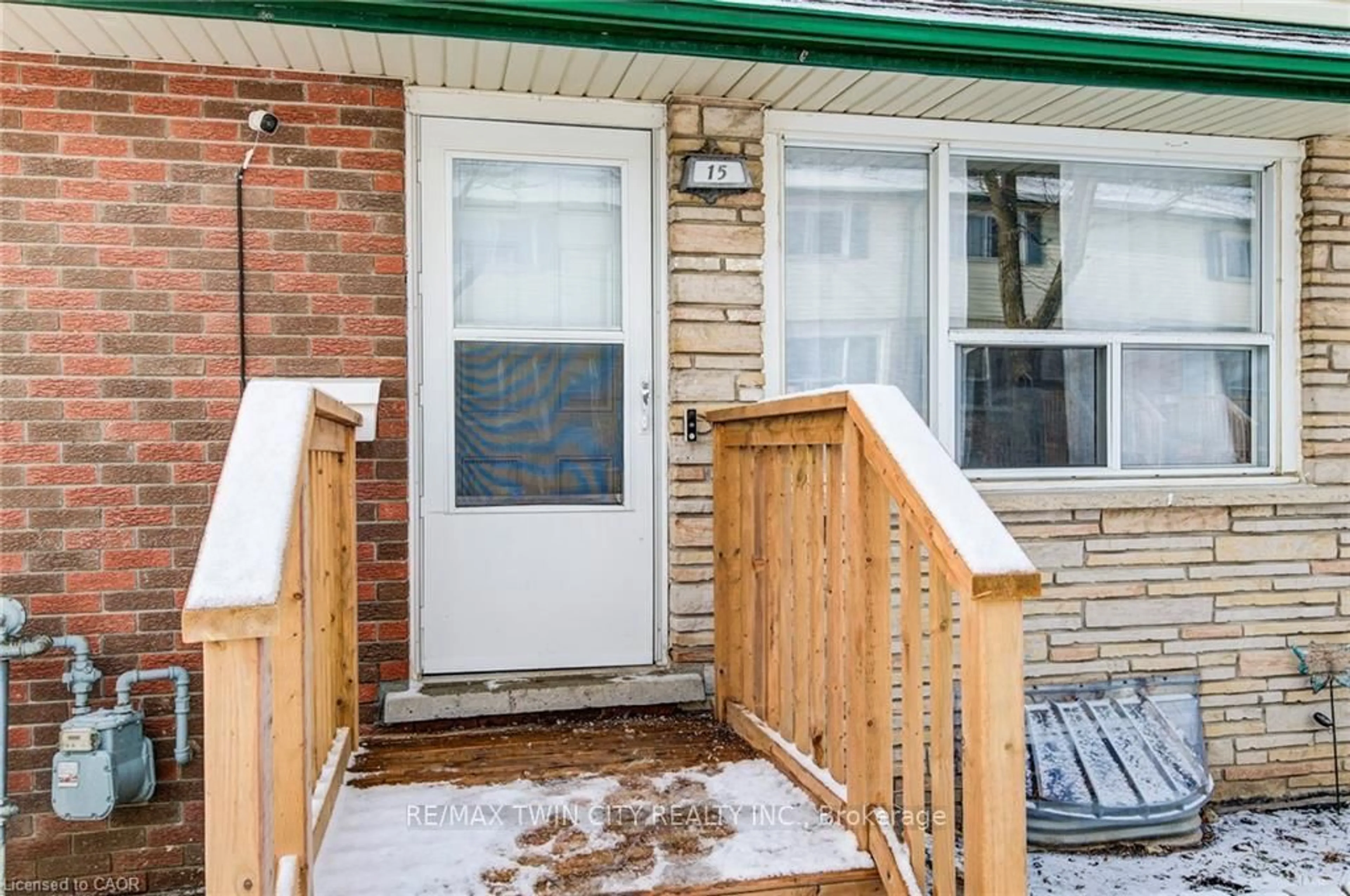 Unknown for 164 JANSEN Ave #15, Kitchener Ontario N2A 2L7