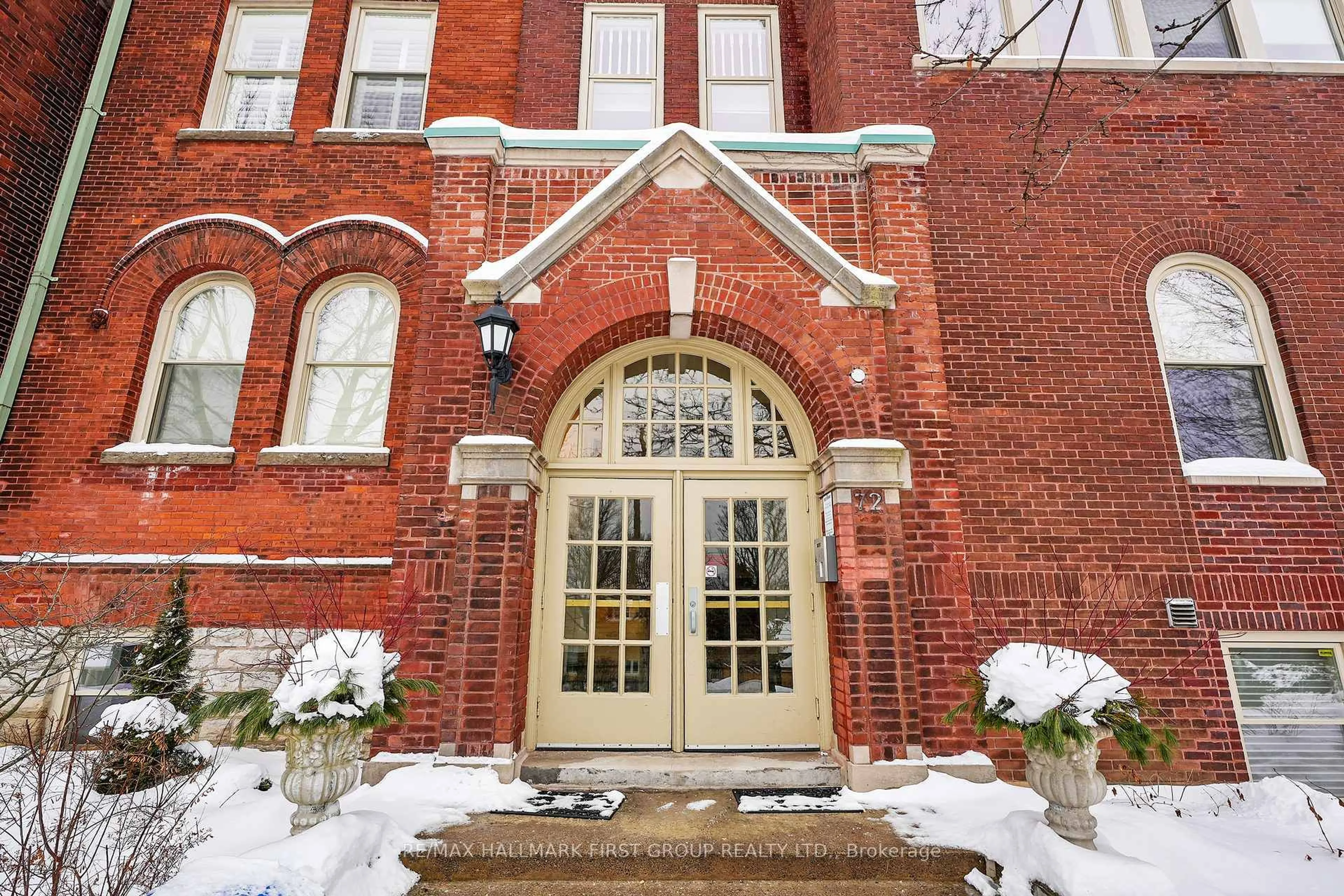 Unknown for 72 Pine St #405, Port Hope Ontario L1A 3G8