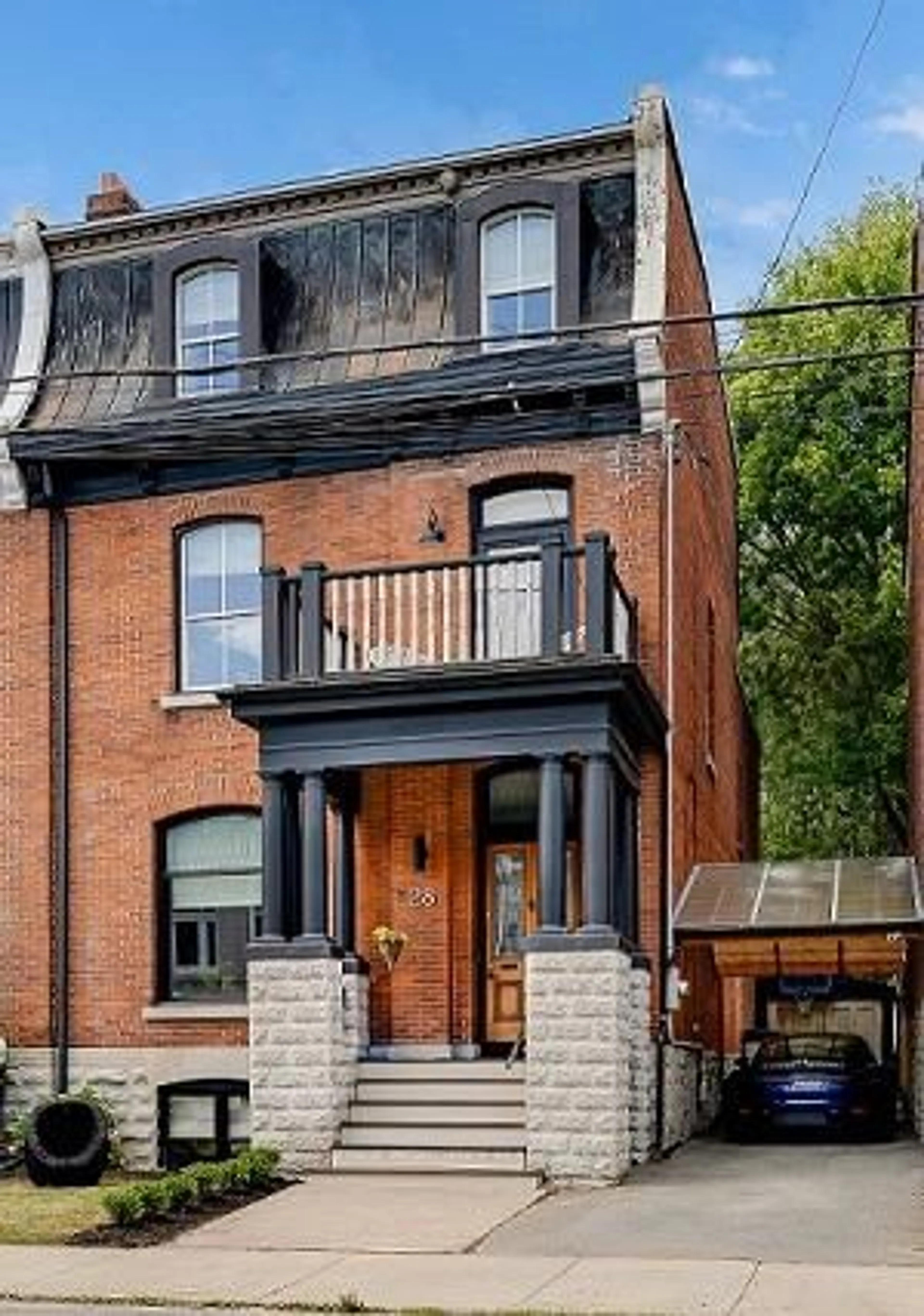 Home with brick exterior material, street for 28 Wellington St, Kingston Ontario K7L 3C1