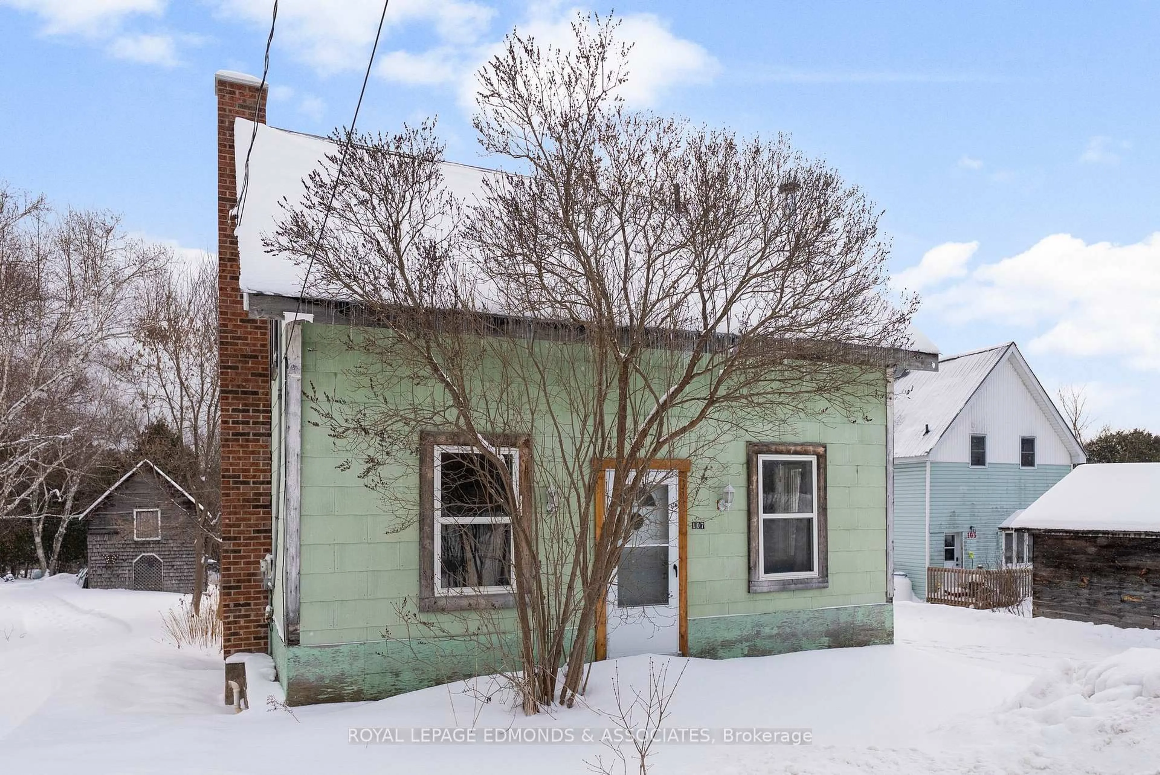 Unknown for 107 Bonnechere St, Eganville Ontario K0J 1T0