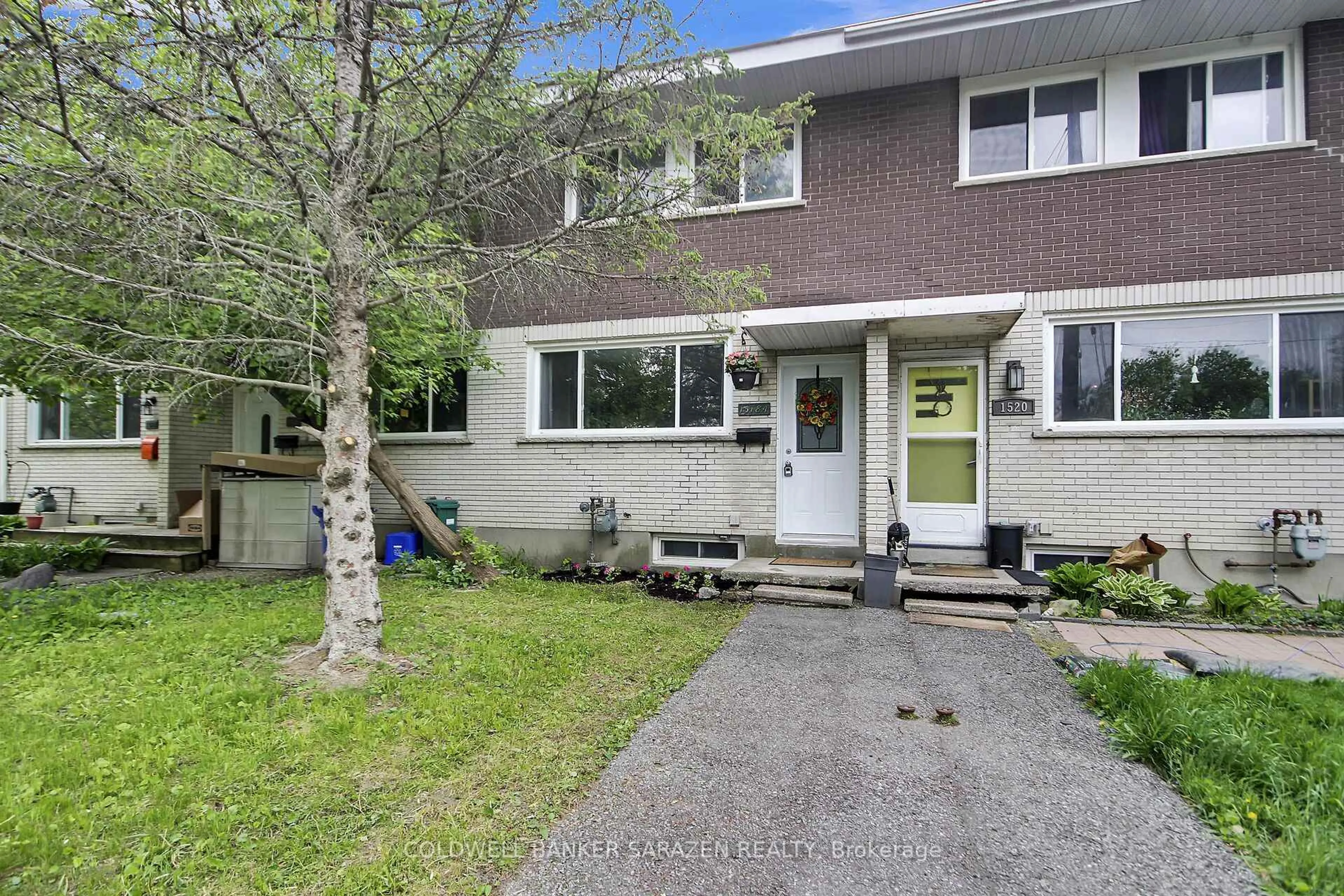 Unknown for 1518A Lepage Ave, Ottawa Ontario K1Z 8C9