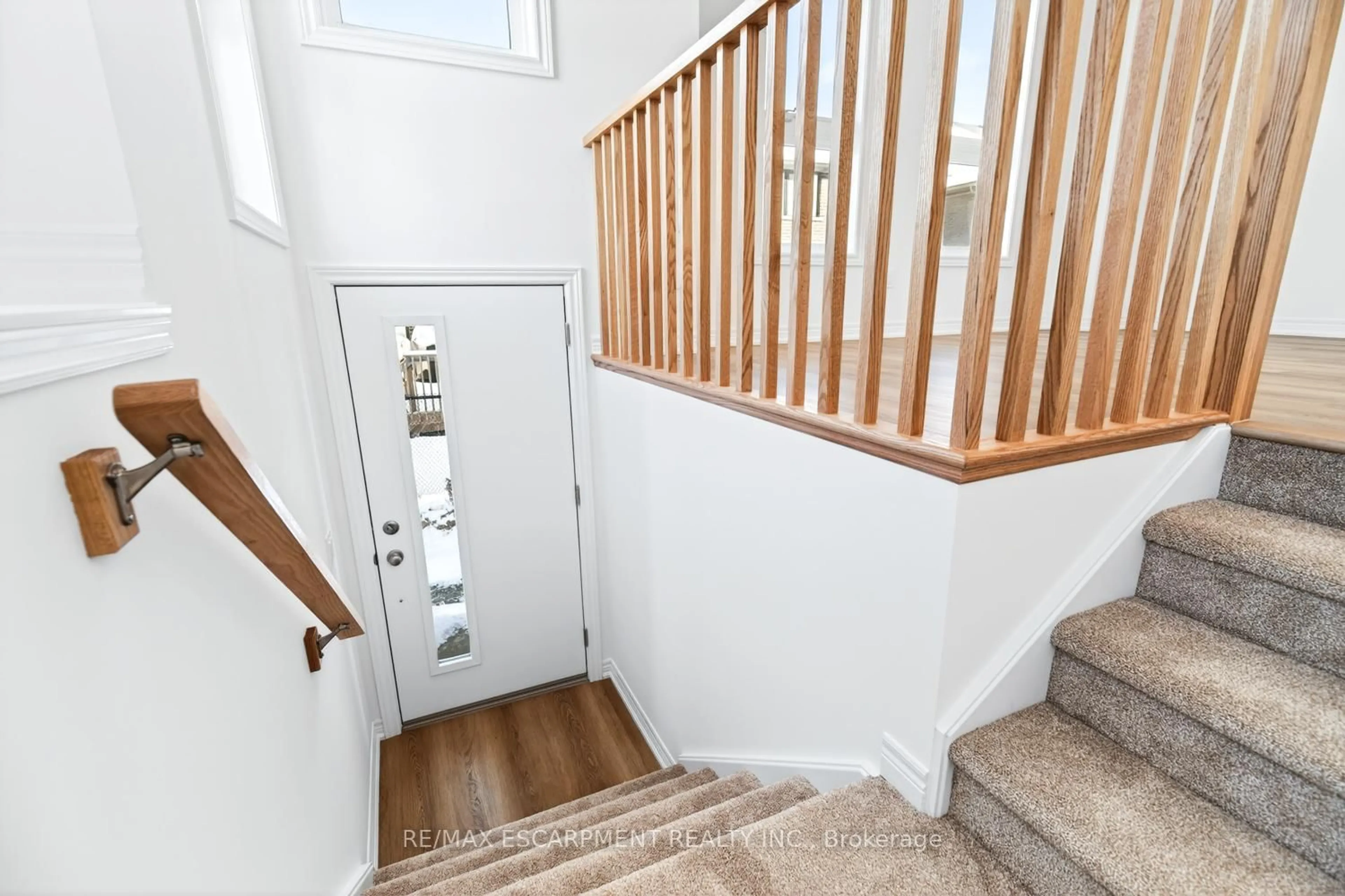 Unknown for 70 Kenesky Dr #1, Hamilton Ontario L8B 2A9