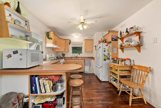 1753 NORTHSHORE Rd, Algonquin Highlands 4