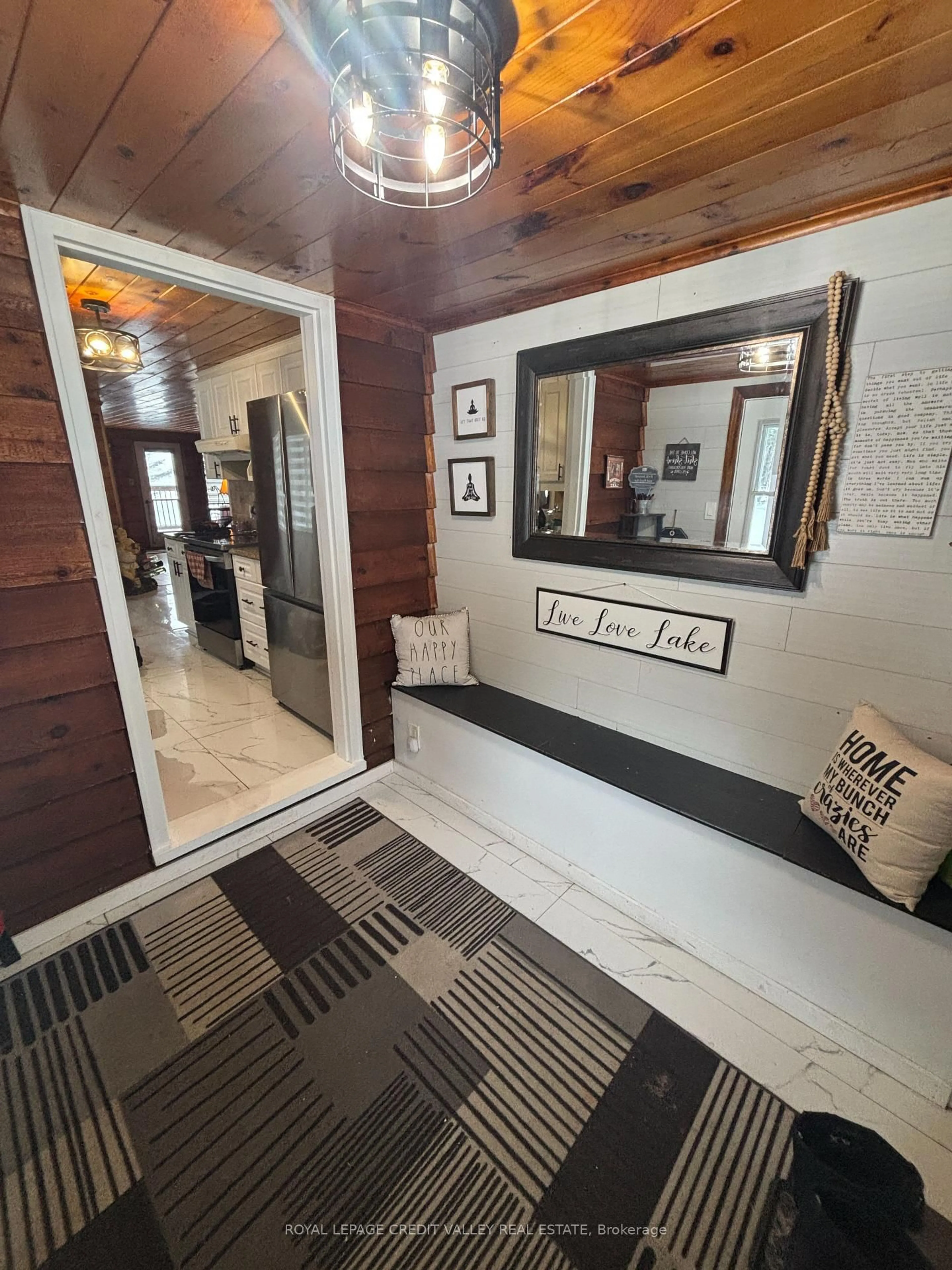 Indoor entryway for 992 South Baptiste Lake Rd, Bancroft Ontario K0L 1C0
