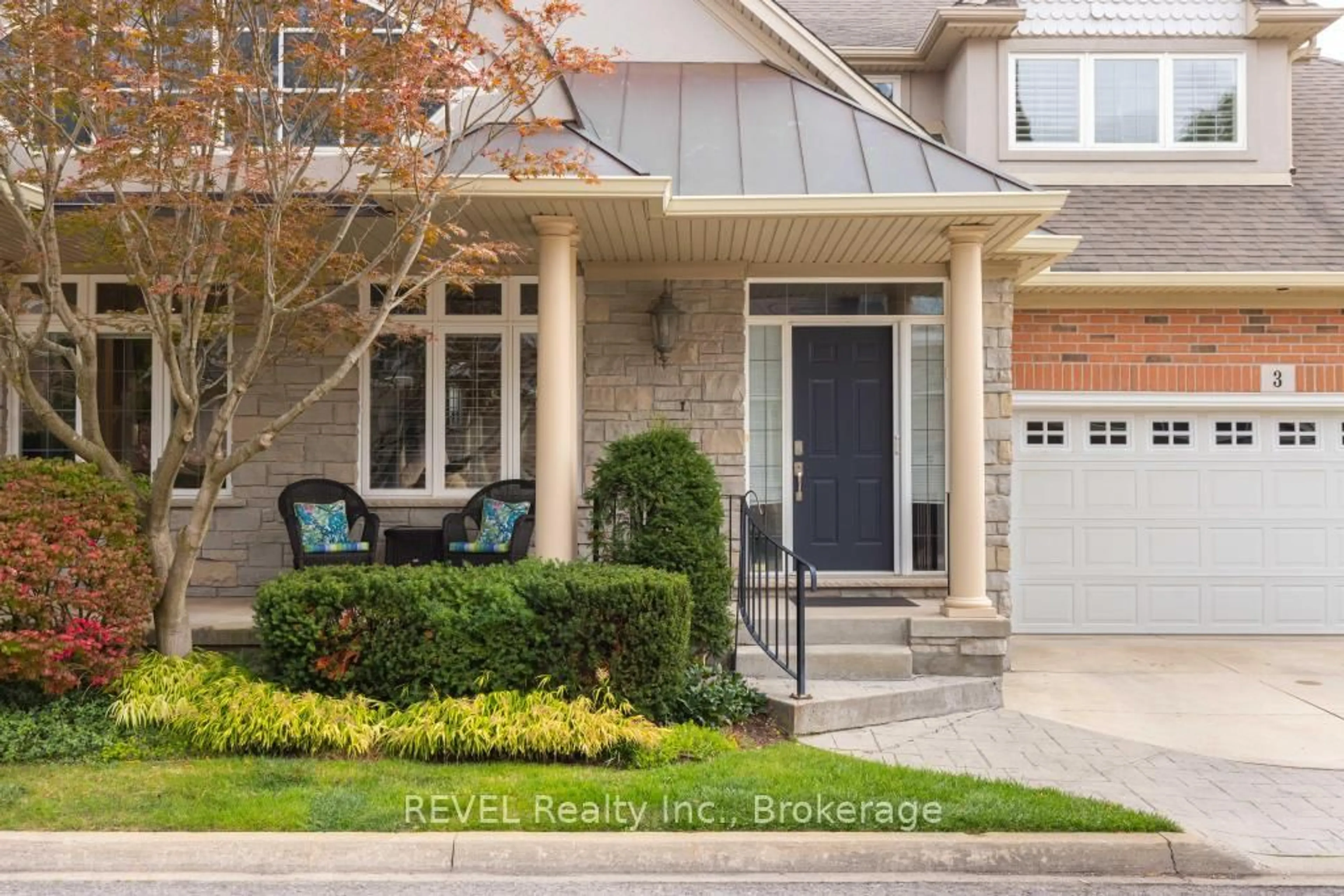 Home with brick exterior material, street for 31 Sawmill Rd #3, St. Catharines Ontario L2S 0A1
