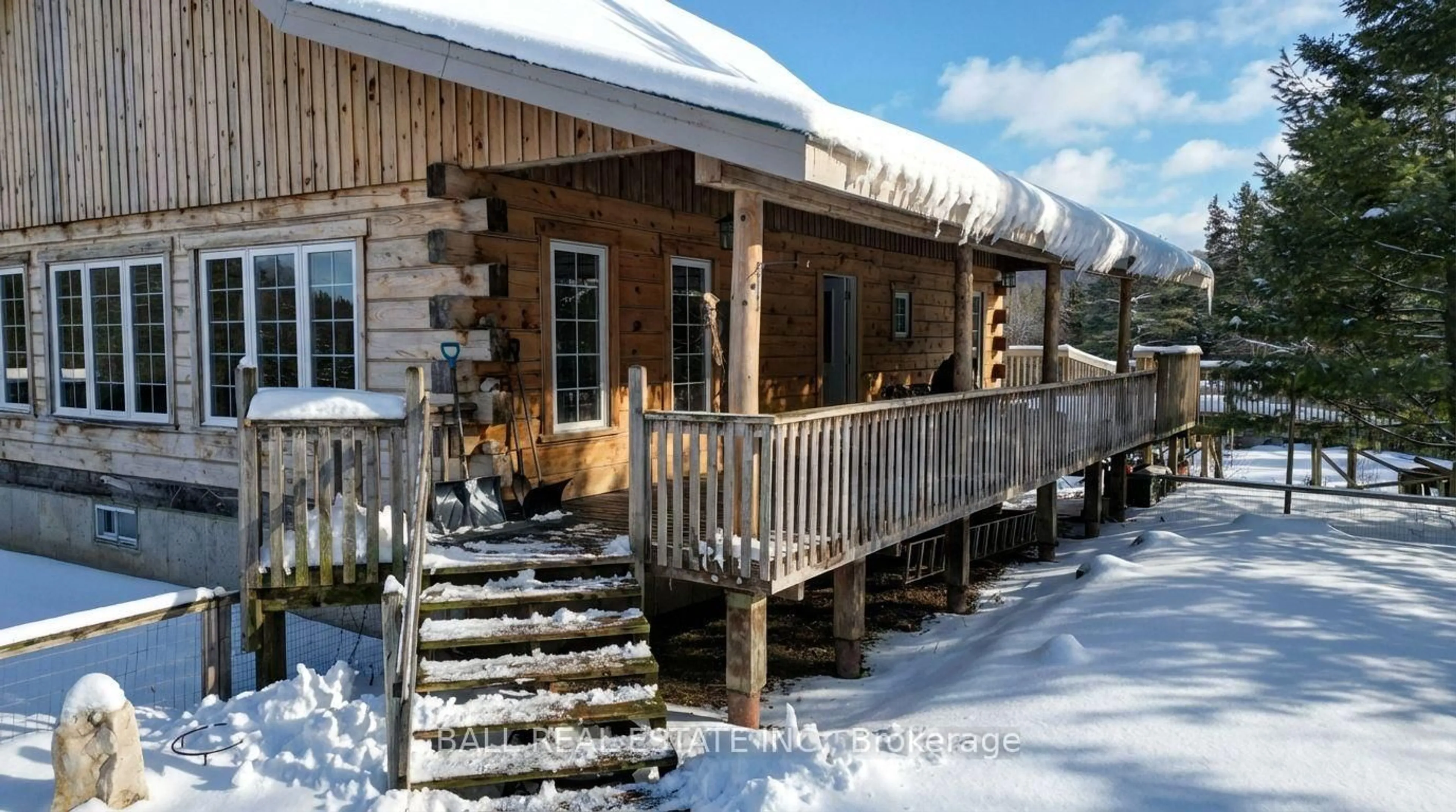 Patio, building for 146 Buck Hill Rd, Bancroft Ontario K0L 1C0