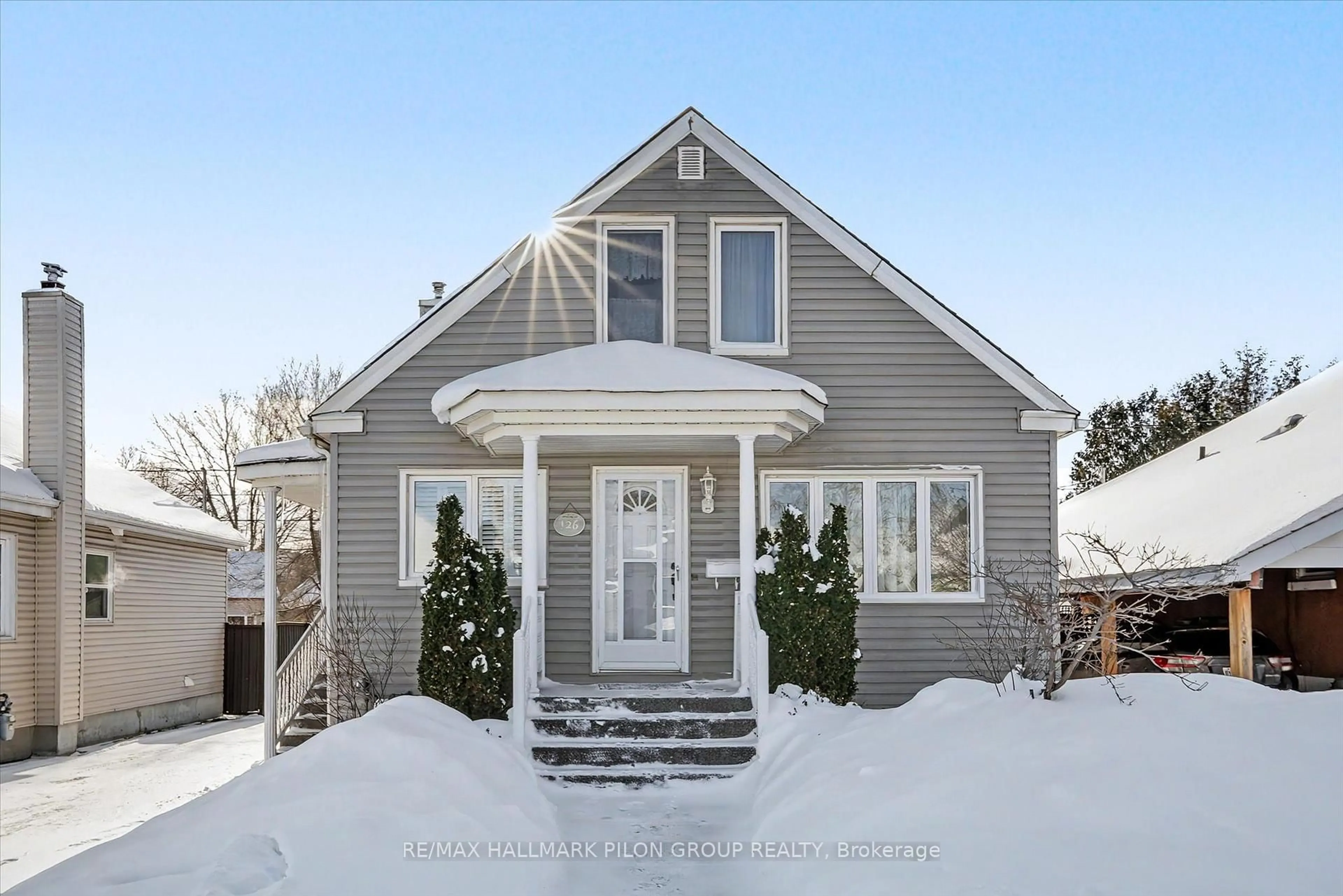 Home with vinyl exterior material, street for 126 Vachon Ave, Ottawa Ontario K1L 5S8