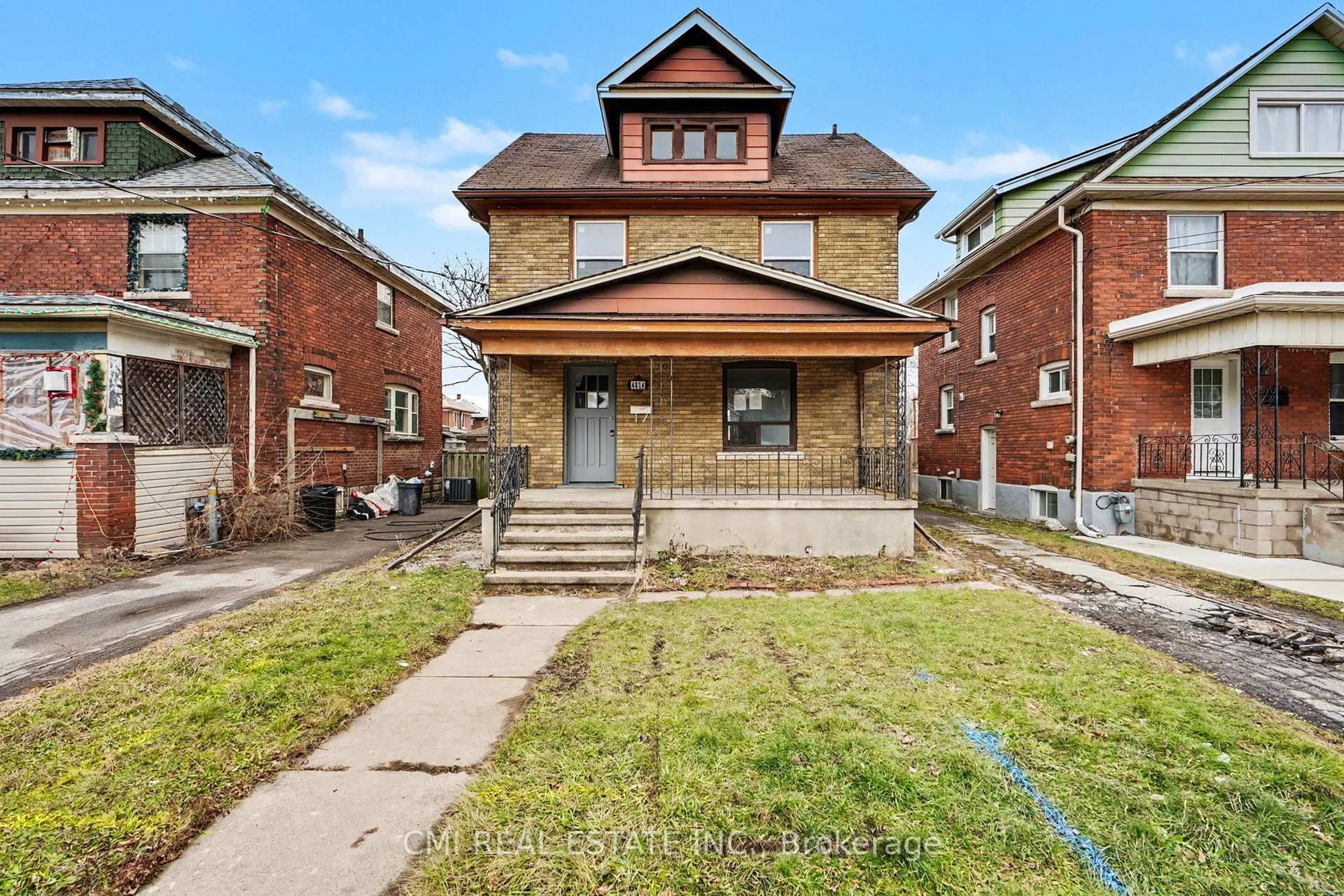 Home with brick exterior material, street for 4824 Fourth Ave, Niagara Falls Ontario L2E 4P1