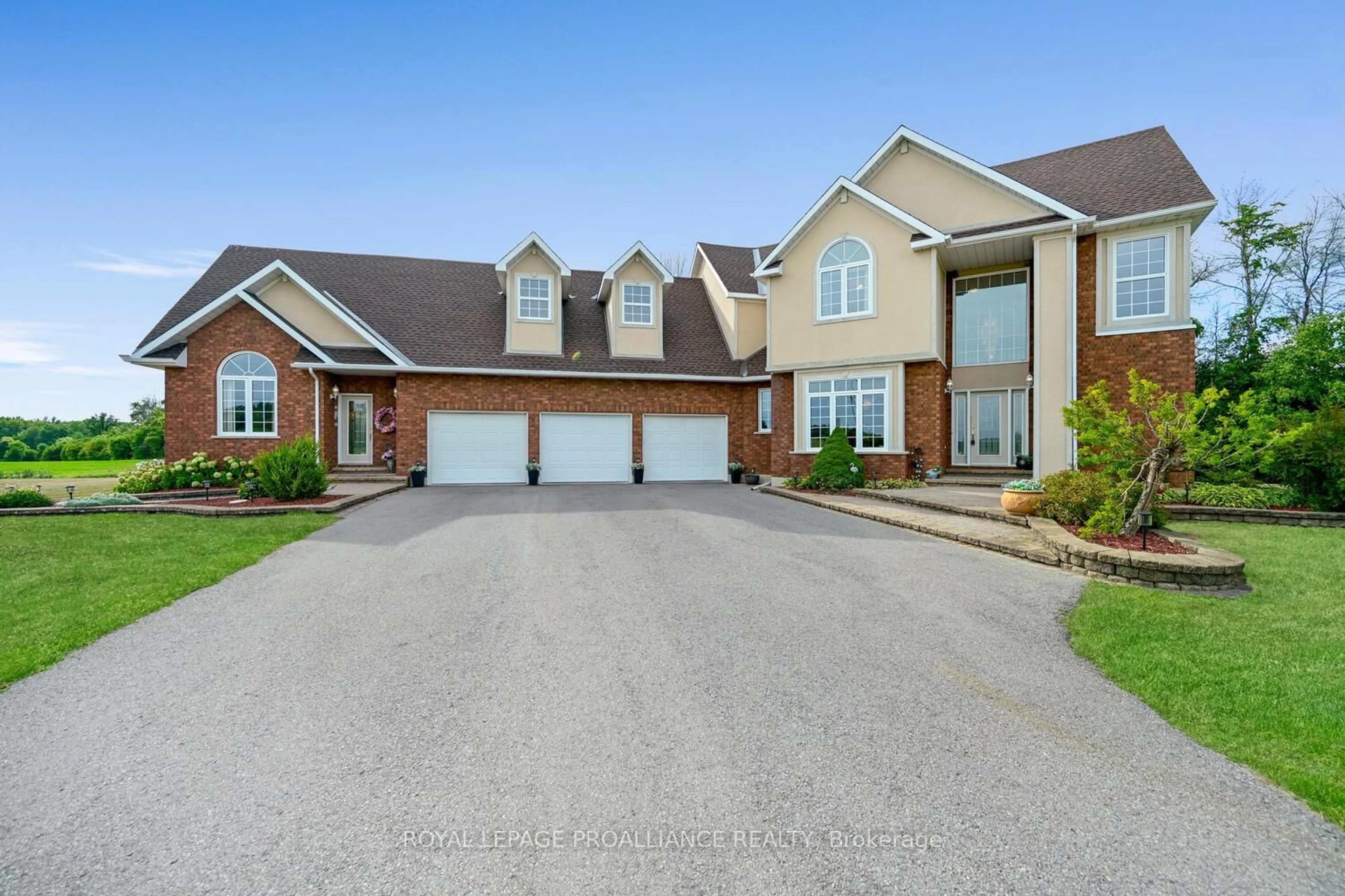 Unknown for 3560/3562 Weir Rd, Edwardsburgh/Cardinal Ontario K0E 1X0