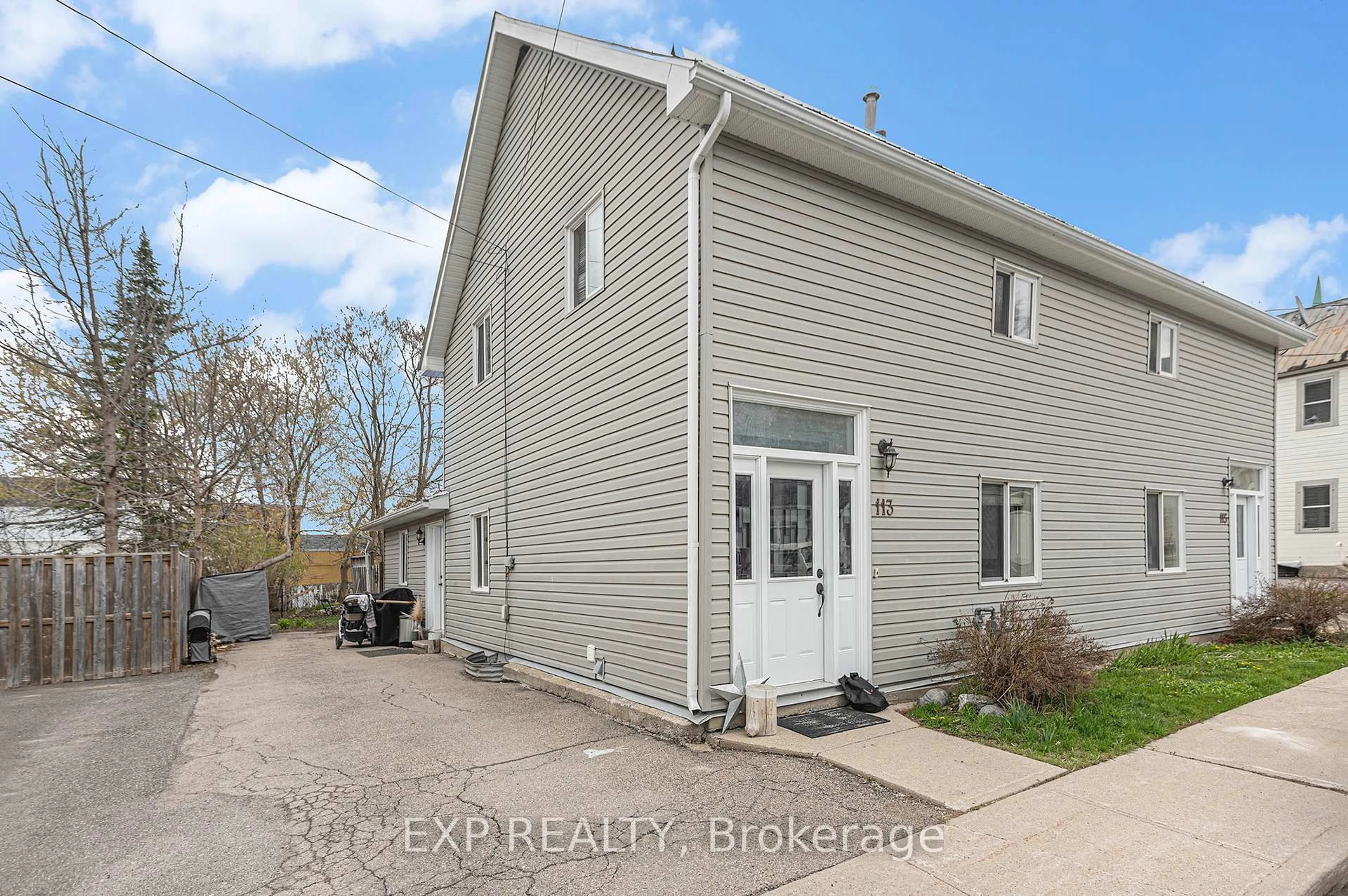 Unknown for 113-115 Richey St, Almonte Ontario K0A 1A0