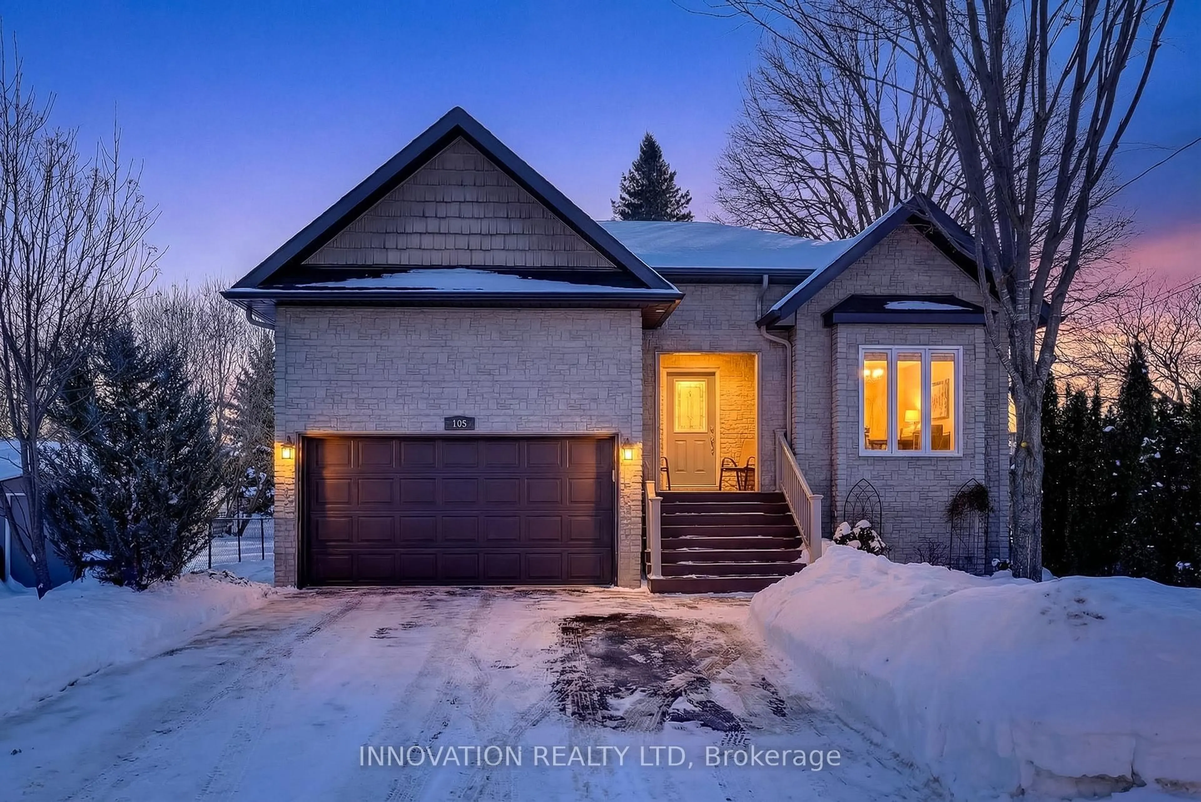 Home with brick exterior material, street for 136 Munro St, Perth Ontario K7H 1H3