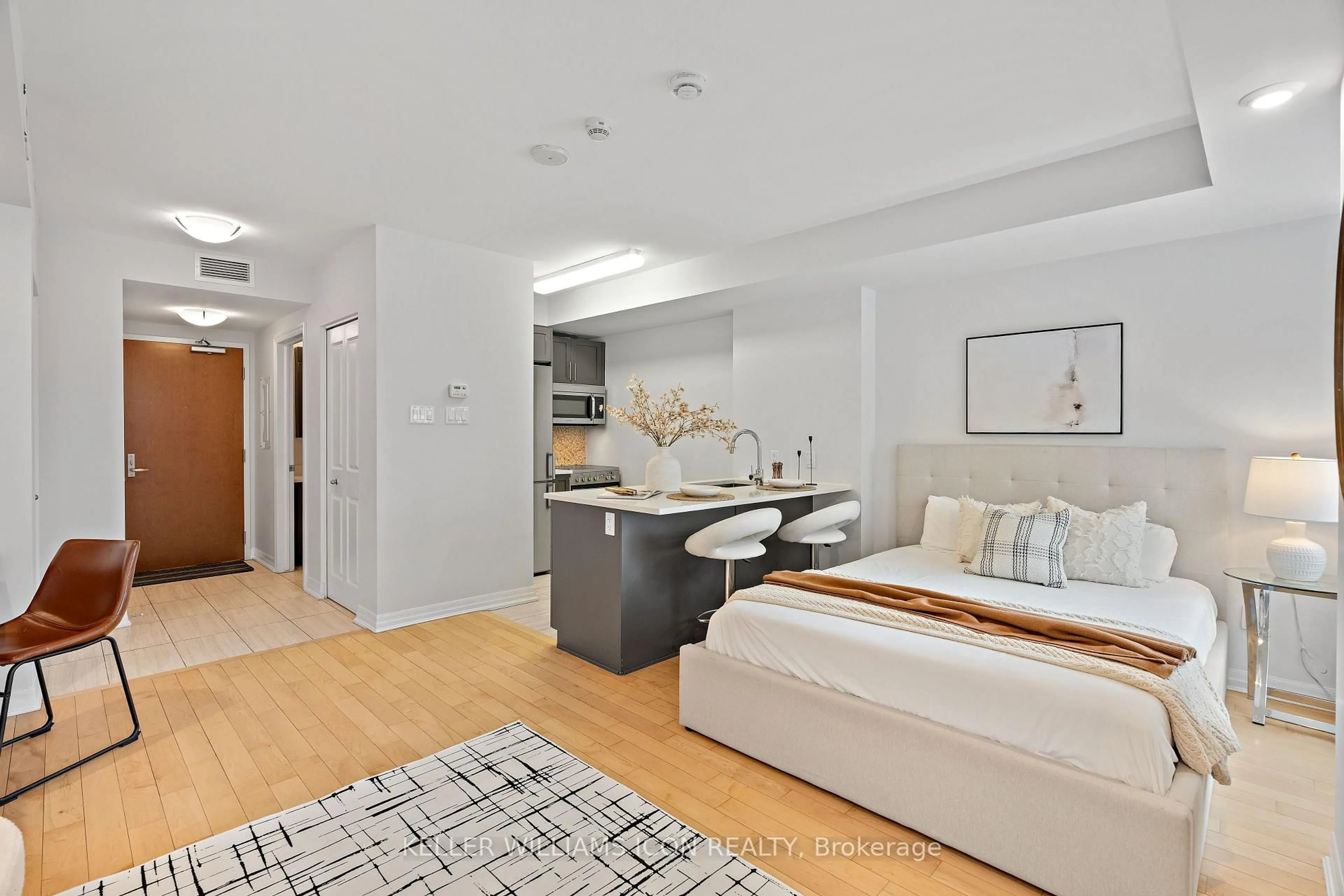 Unknown for 195 Besserer St #2308, Ottawa Ontario K1N 0B6