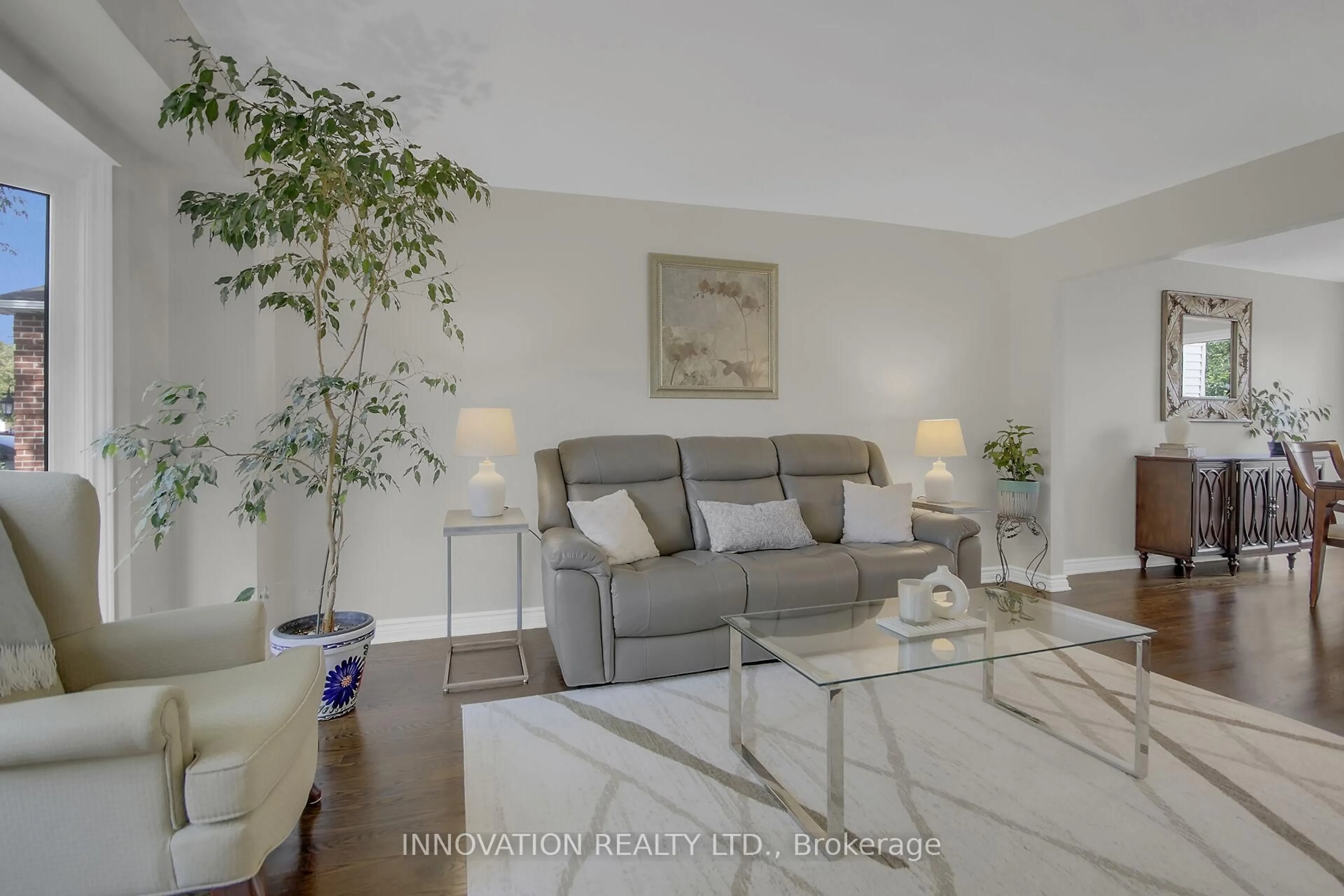 Living room with furniture, unknown for 76 Chickasaw Cres, Kanata Ontario K2M 1M7